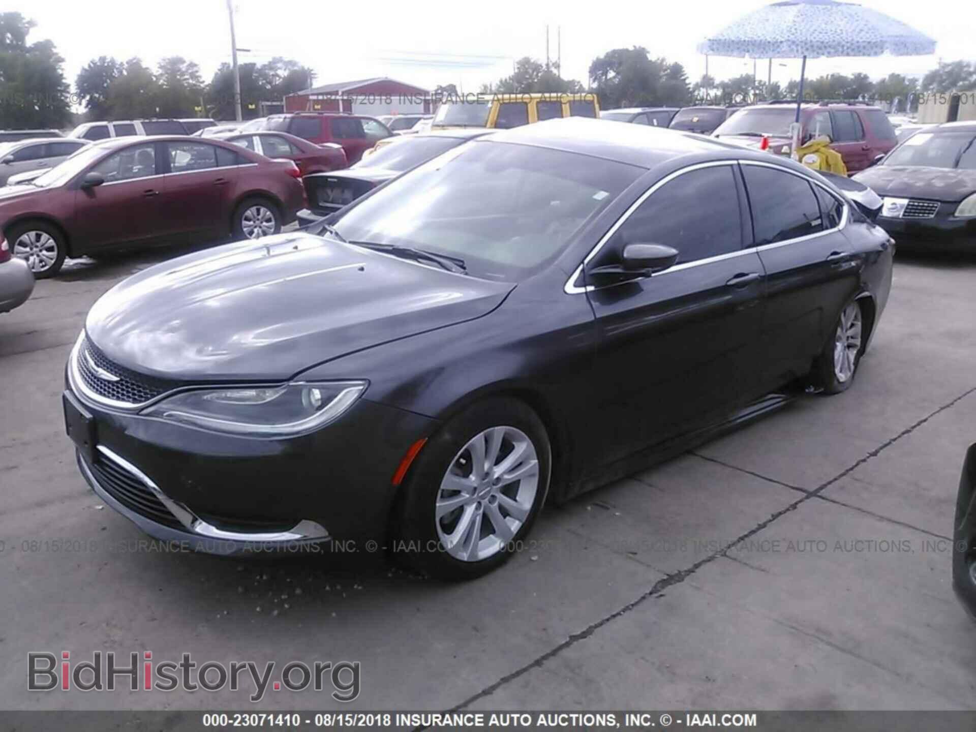 2017 Chrysler 200 - VIN: 1C3CCCAB4HN509954 - Фото 2