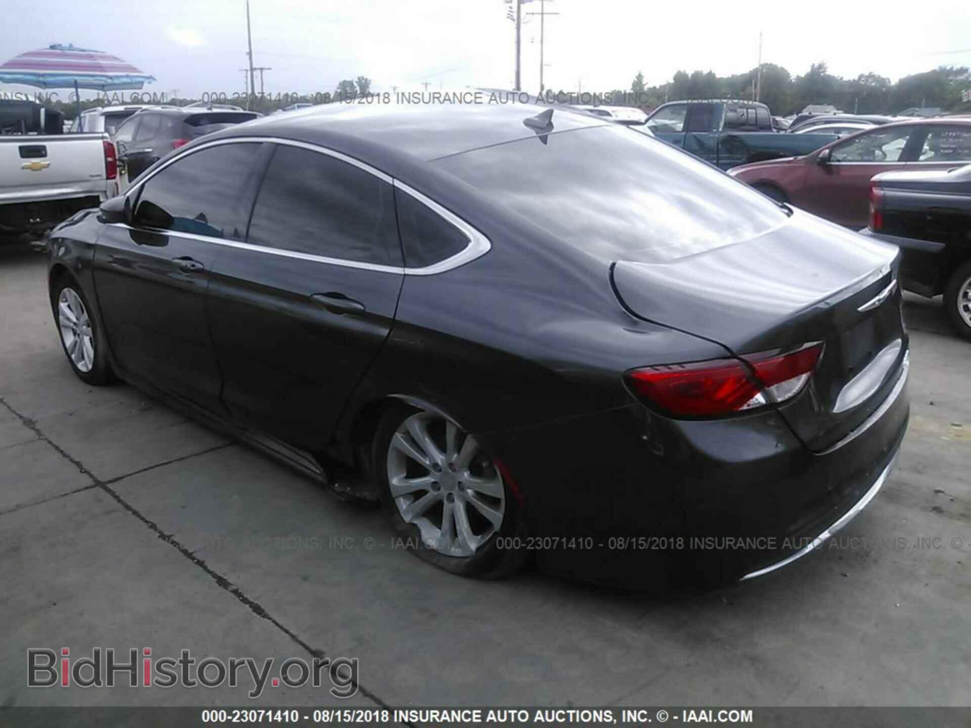 2017 Chrysler 200 - VIN: 1C3CCCAB4HN509954 - Фото 3