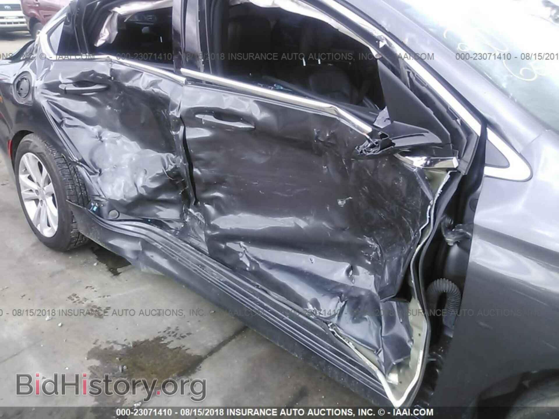 2017 Chrysler 200 - VIN: 1C3CCCAB4HN509954 - Фото 6