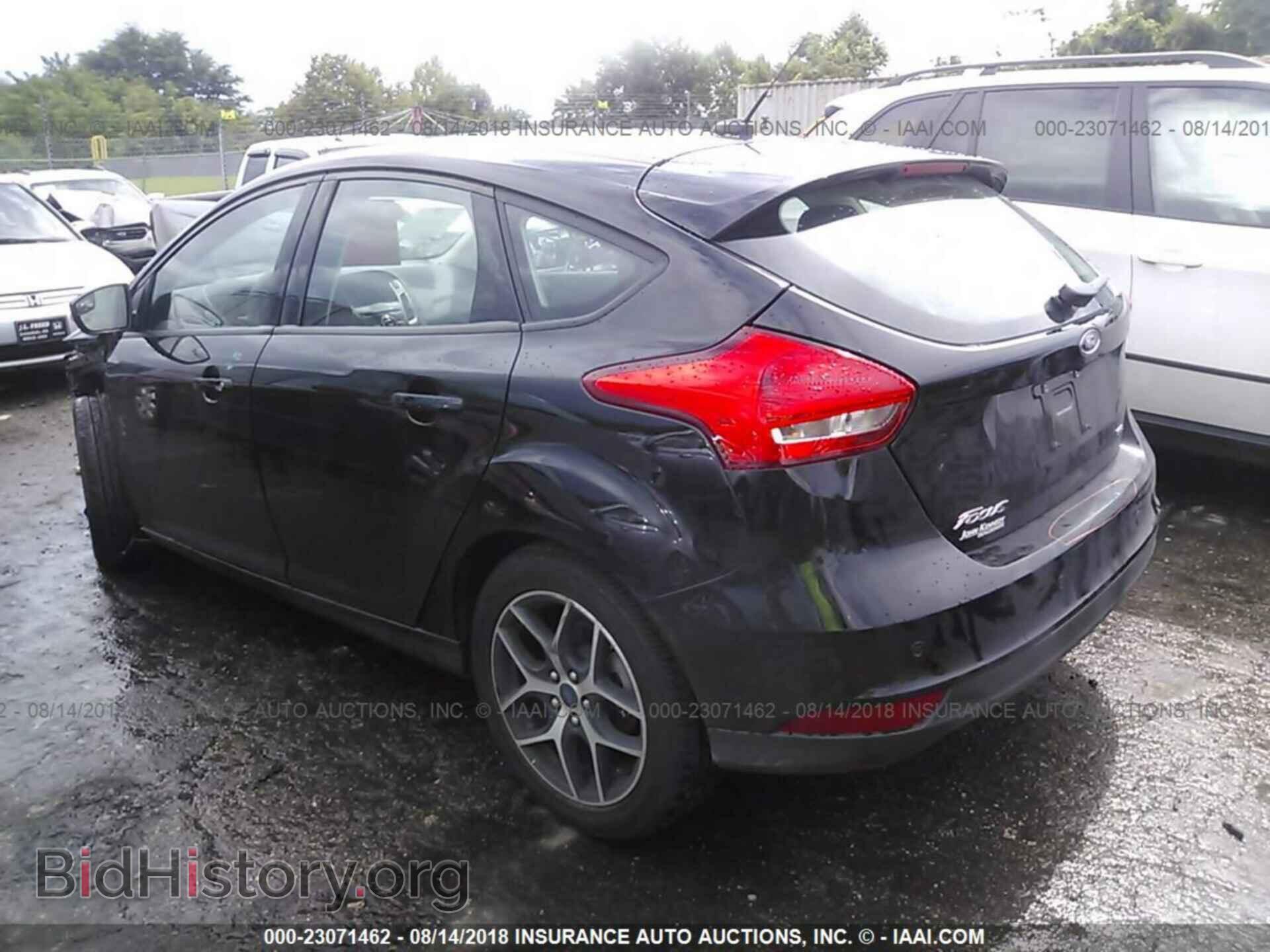 2018 Ford Focus - VIN: 1FADP3M27JL254823 - Фото 3