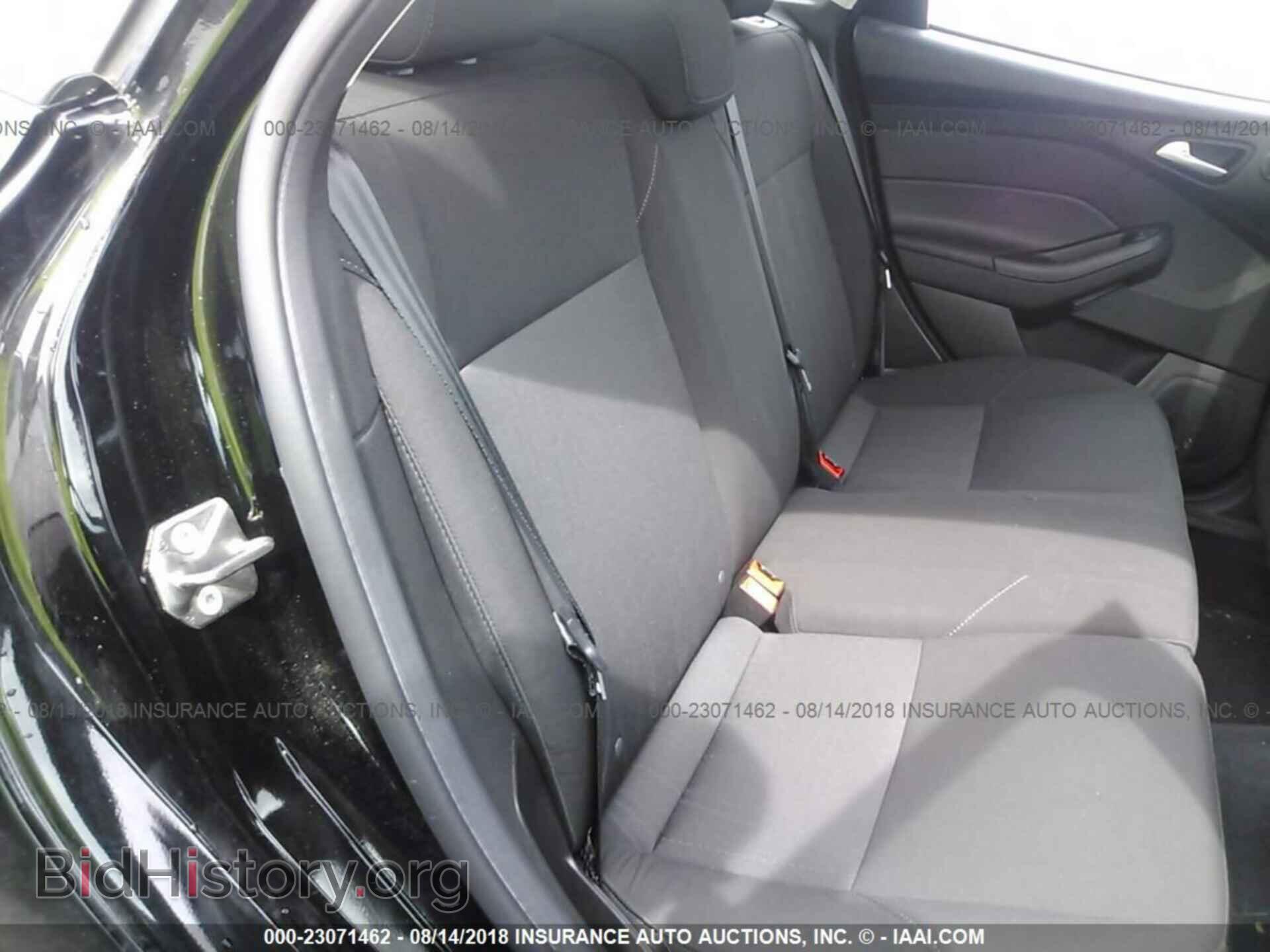 2018 Ford Focus - VIN: 1FADP3M27JL254823 - Фото 8