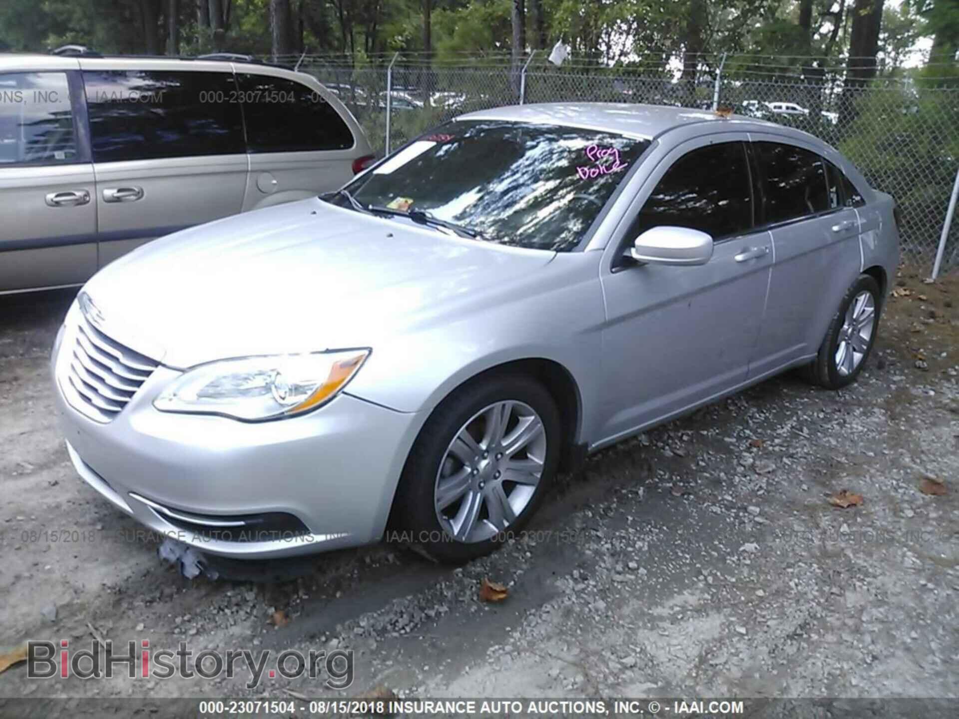 2012 CHRYSLER 200 - VIN: 1C3CCBBB8CN146706 - Фото 2