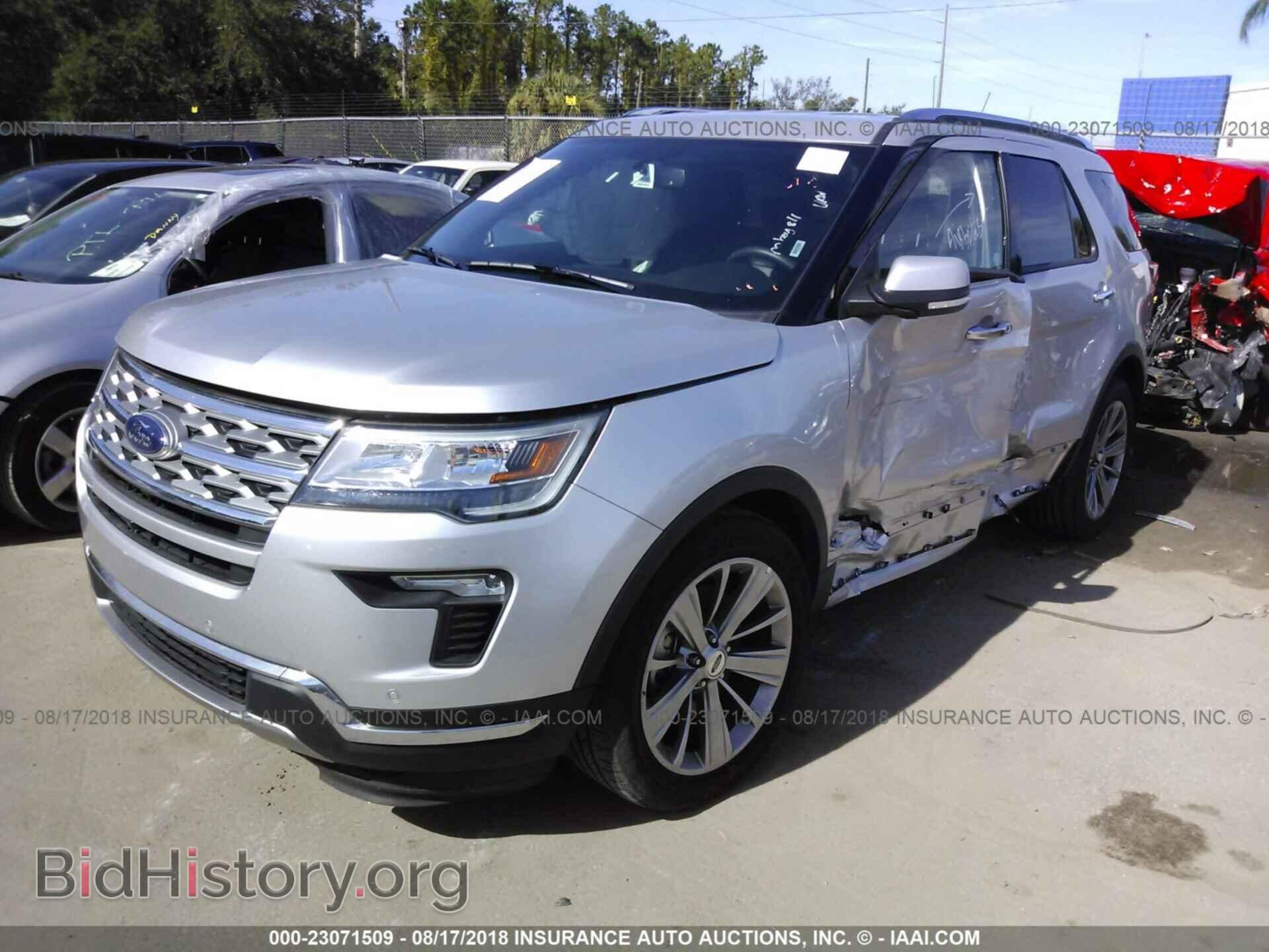 2018 Ford Explorer - VIN: 1FM5K7F8XJGA27782 - Photo 2