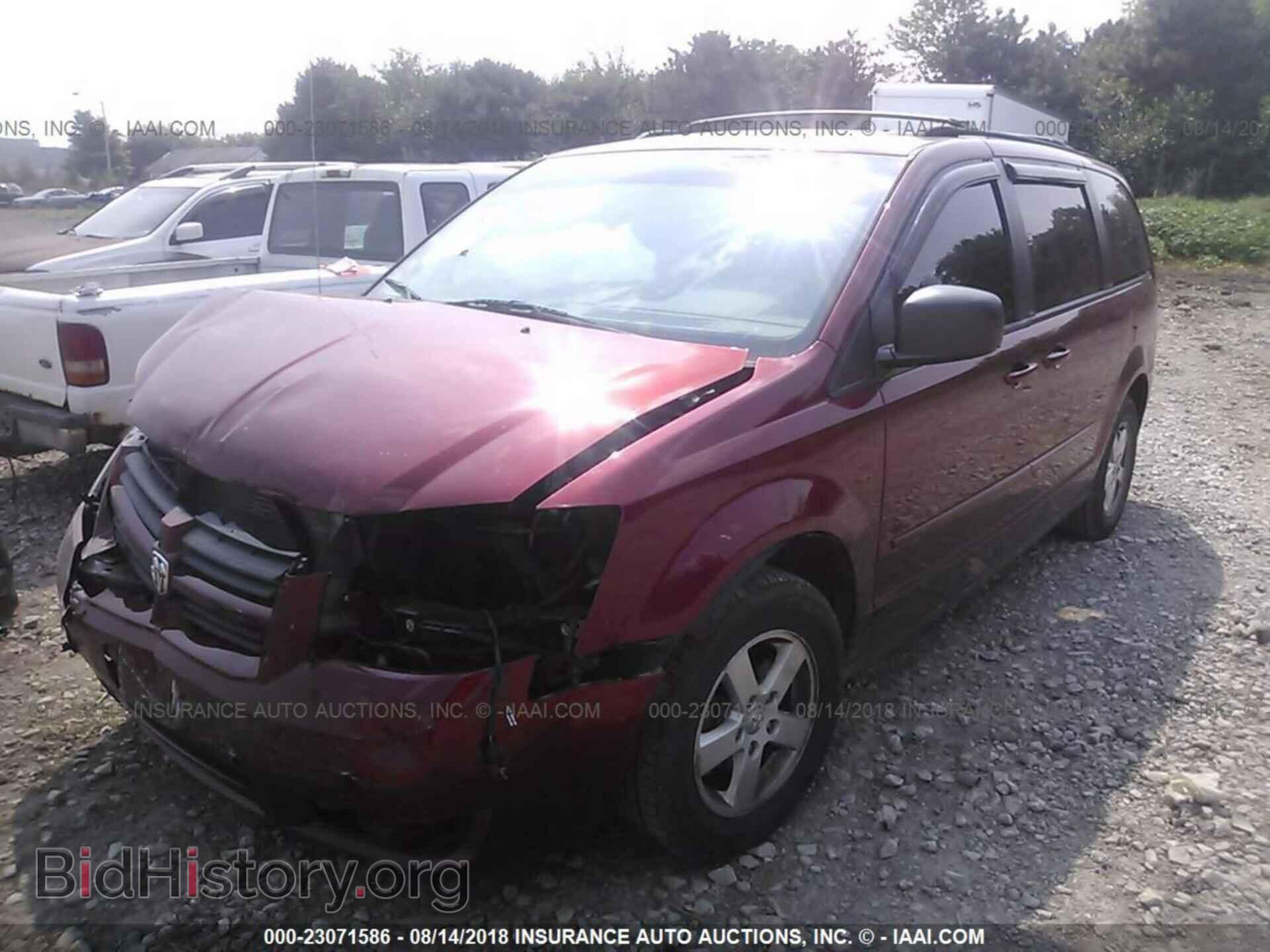 2010 DODGE GRAND CARAVAN - VIN: 2D4RN3D19AR423814 - Фото 2