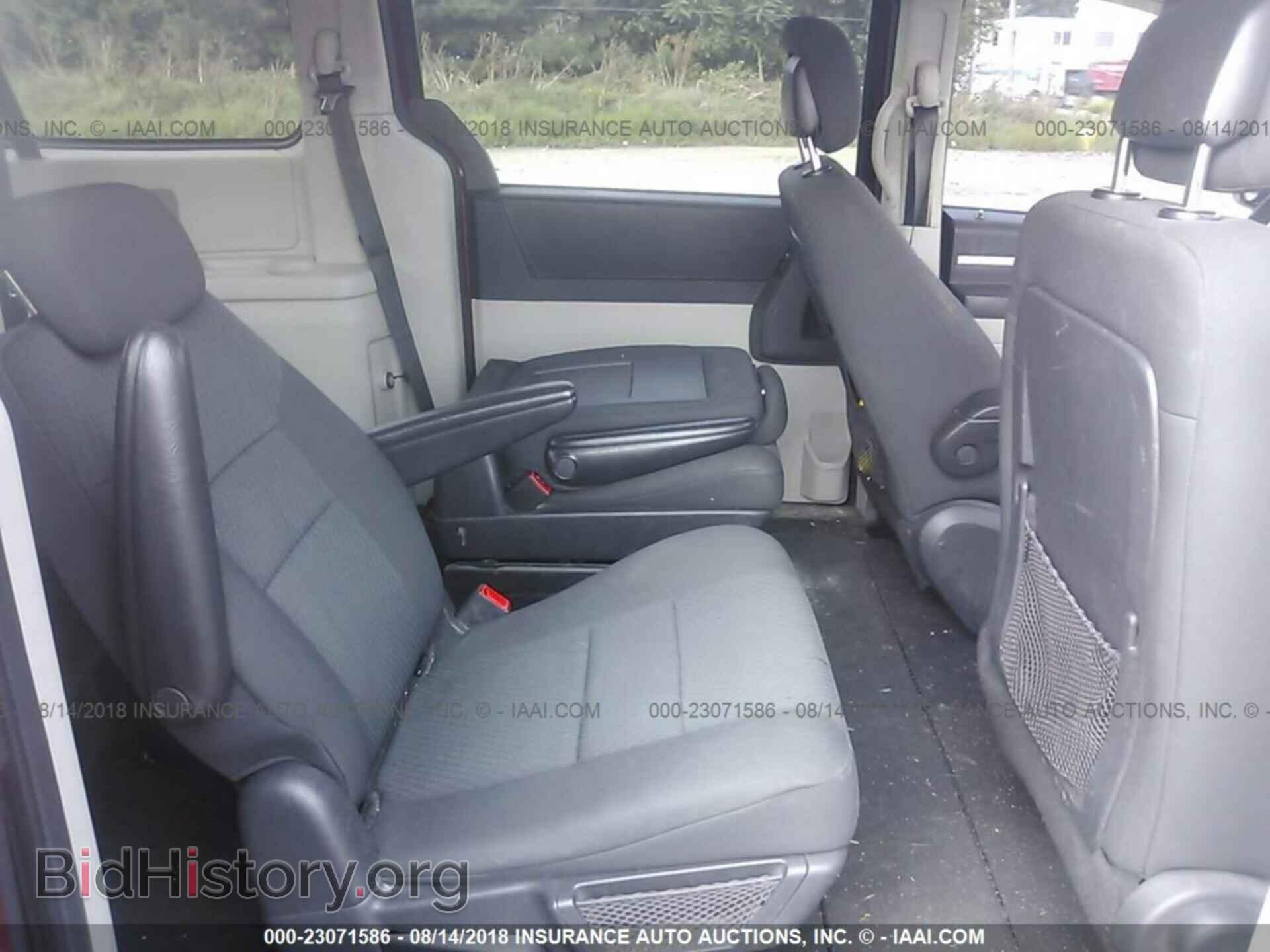 2010 DODGE GRAND CARAVAN - VIN: 2D4RN3D19AR423814 - Фото 8