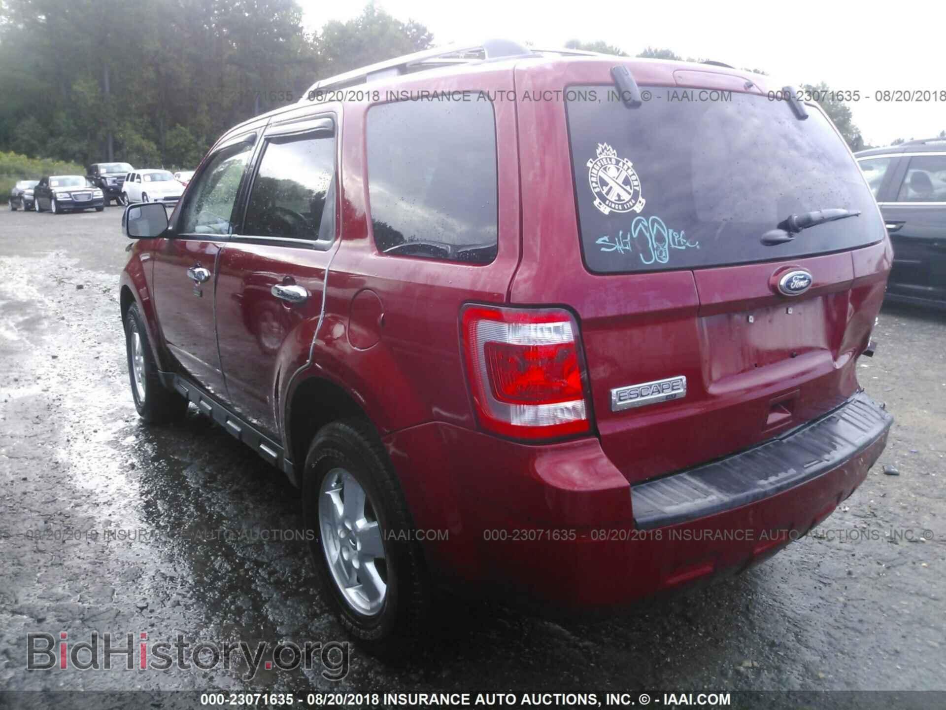 2011 Ford Escape - VIN: 1FMCU0D74BKB97394 - Фото 3