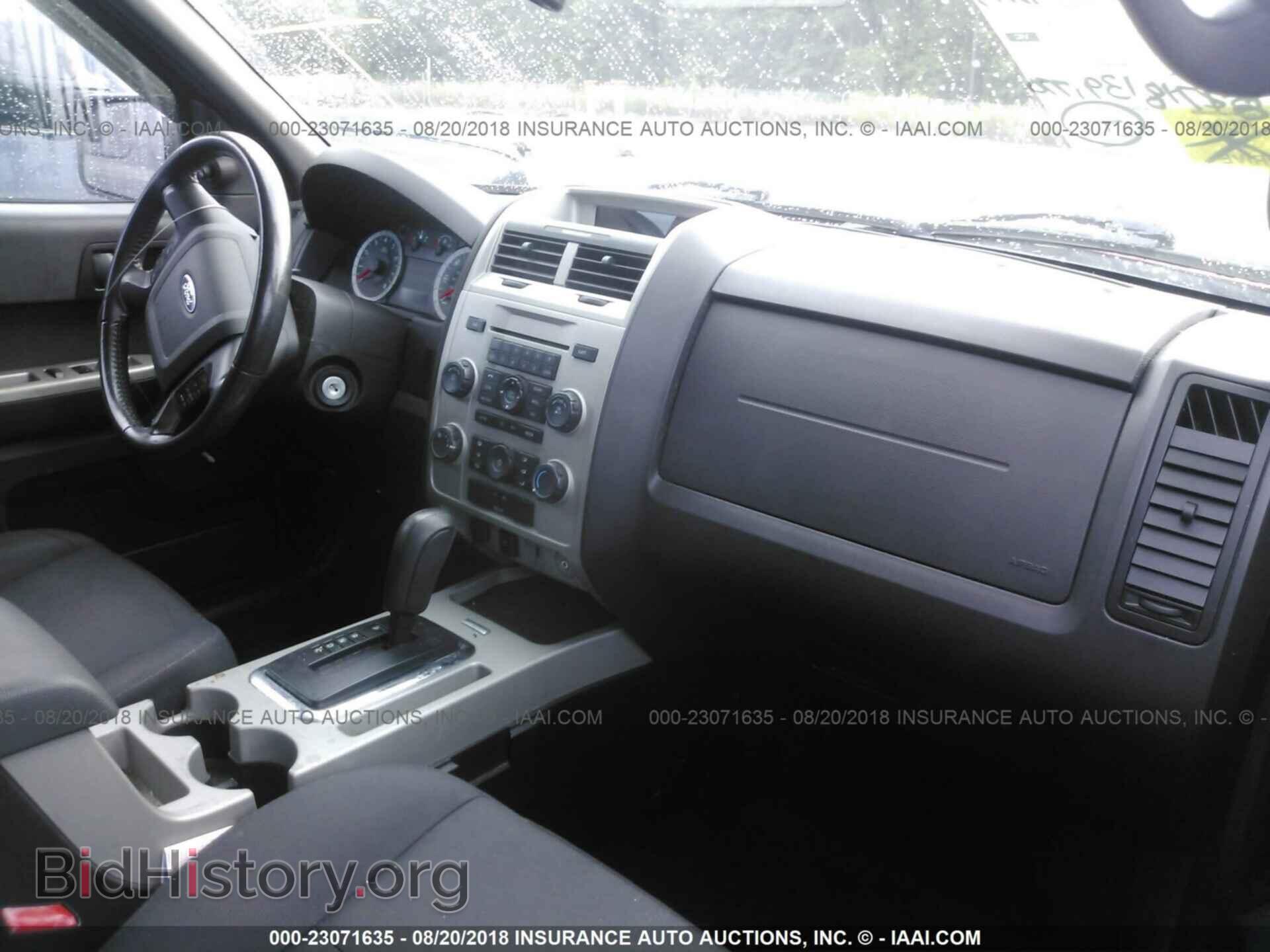2011 Ford Escape - VIN: 1FMCU0D74BKB97394 - Фото 5