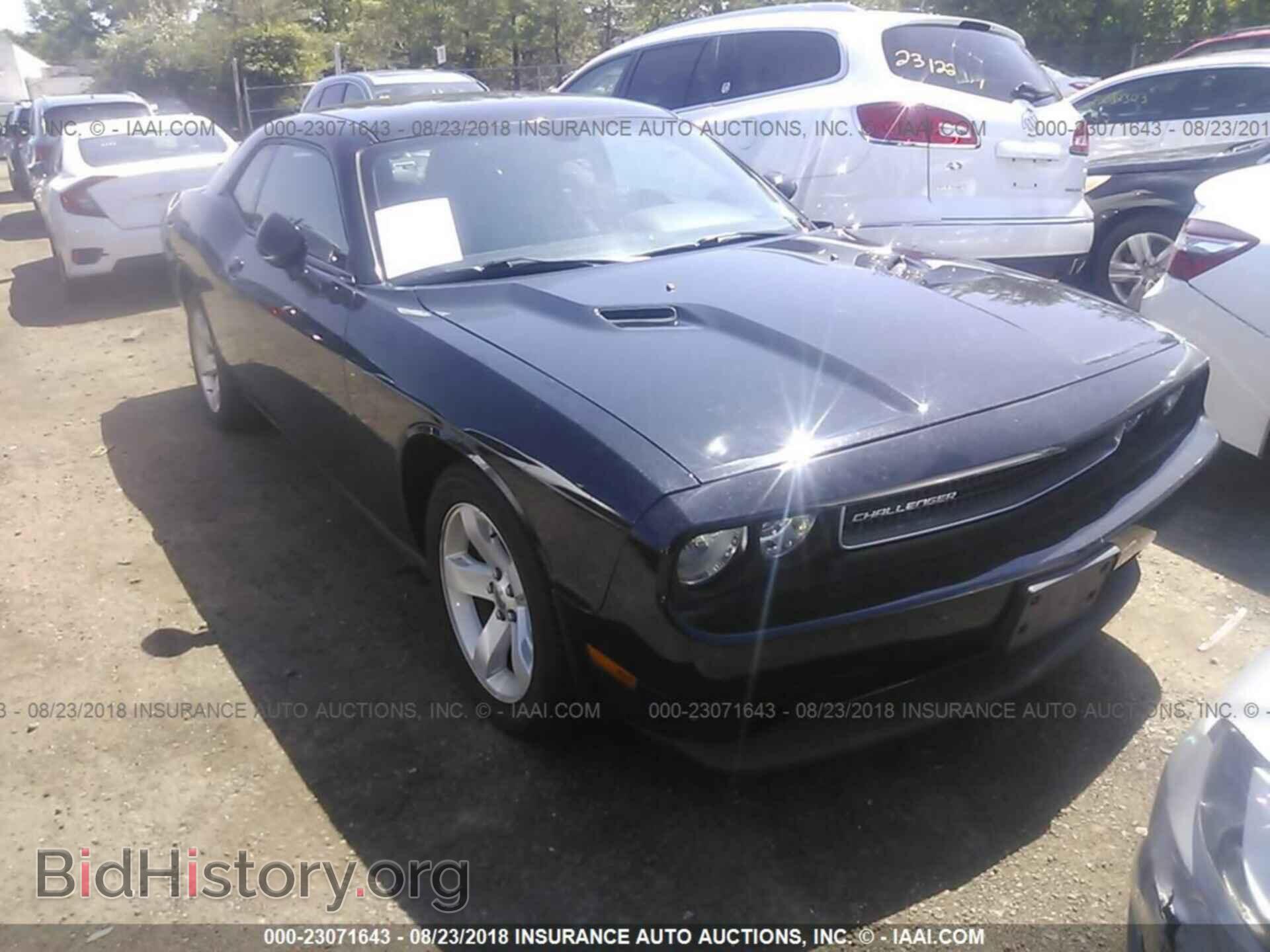 Photo 2C3CDYAG2CH104201 - Dodge Challenger 2012