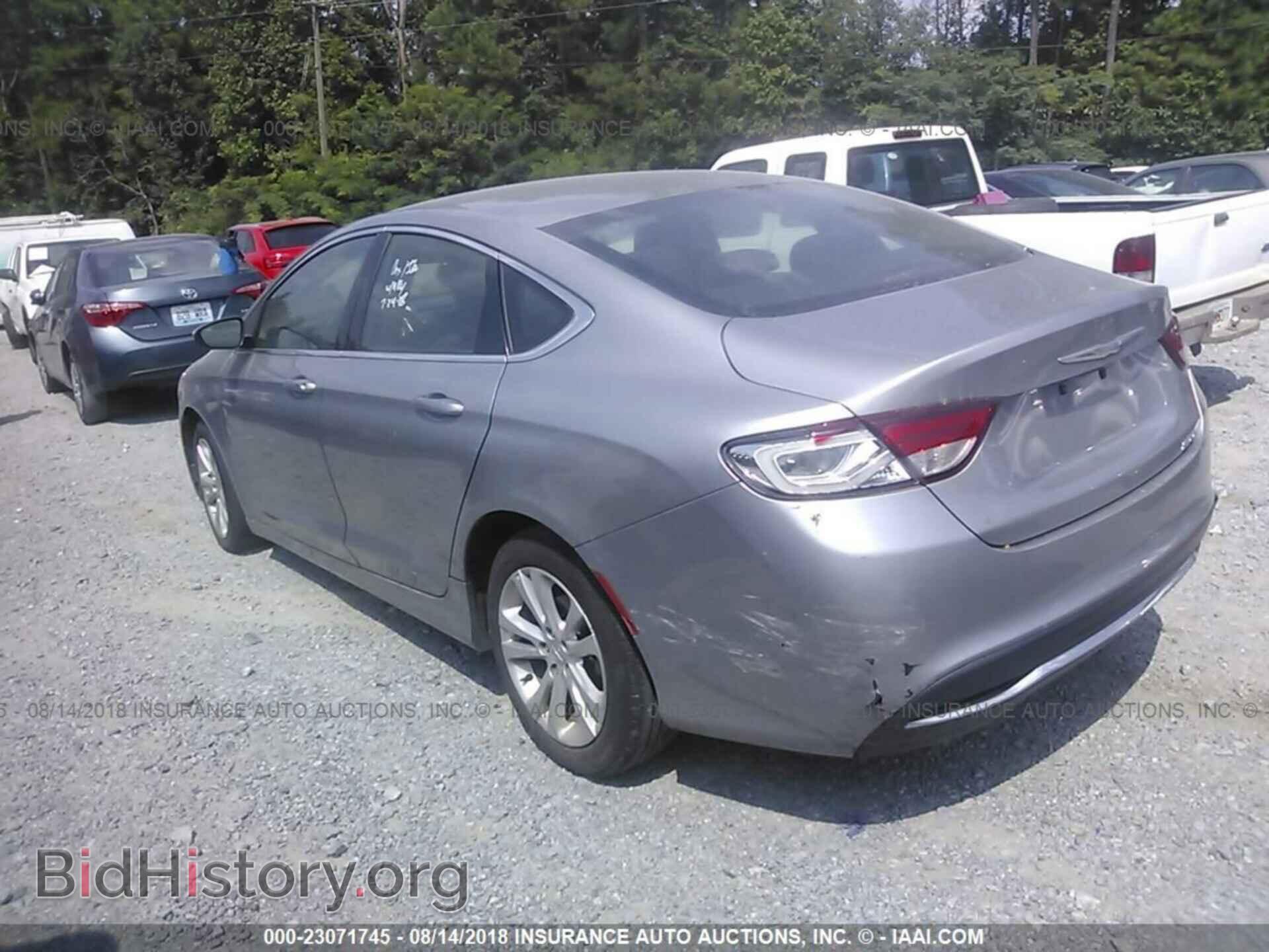 2015 Chrysler 200 - VIN: 1C3CCCAB0FN600202 - Photo 3