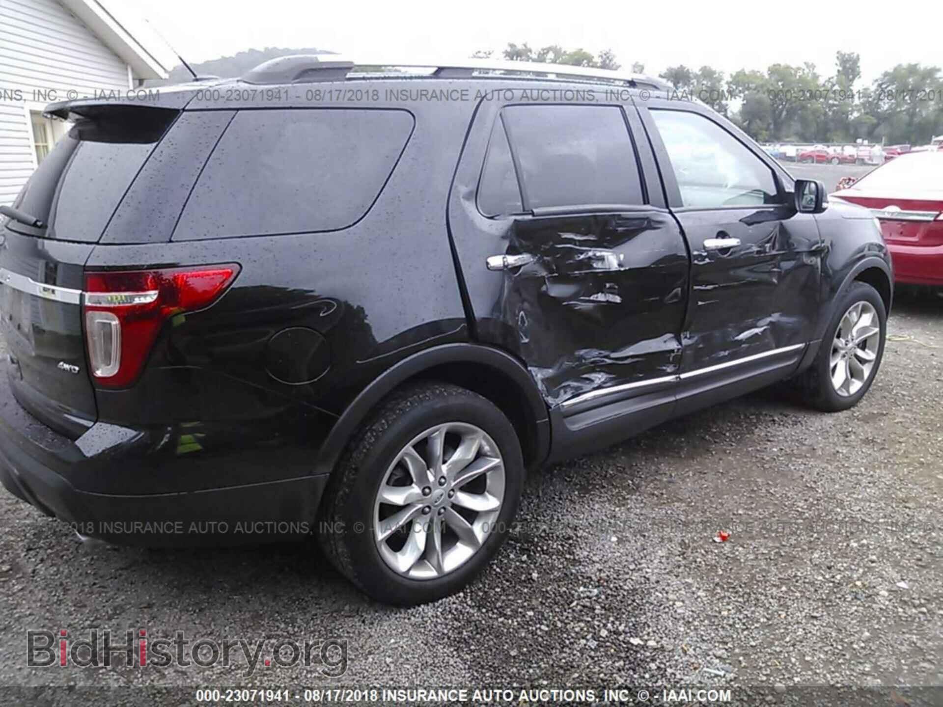 2014 Ford Explorer - VIN: 1FM5K8D86EGC19294 - Photo 4