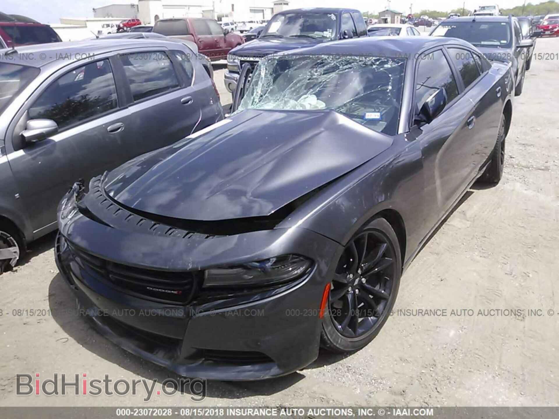 2017 Dodge Charger - VIN: 2C3CDXHG8HH556922 - Фото 2