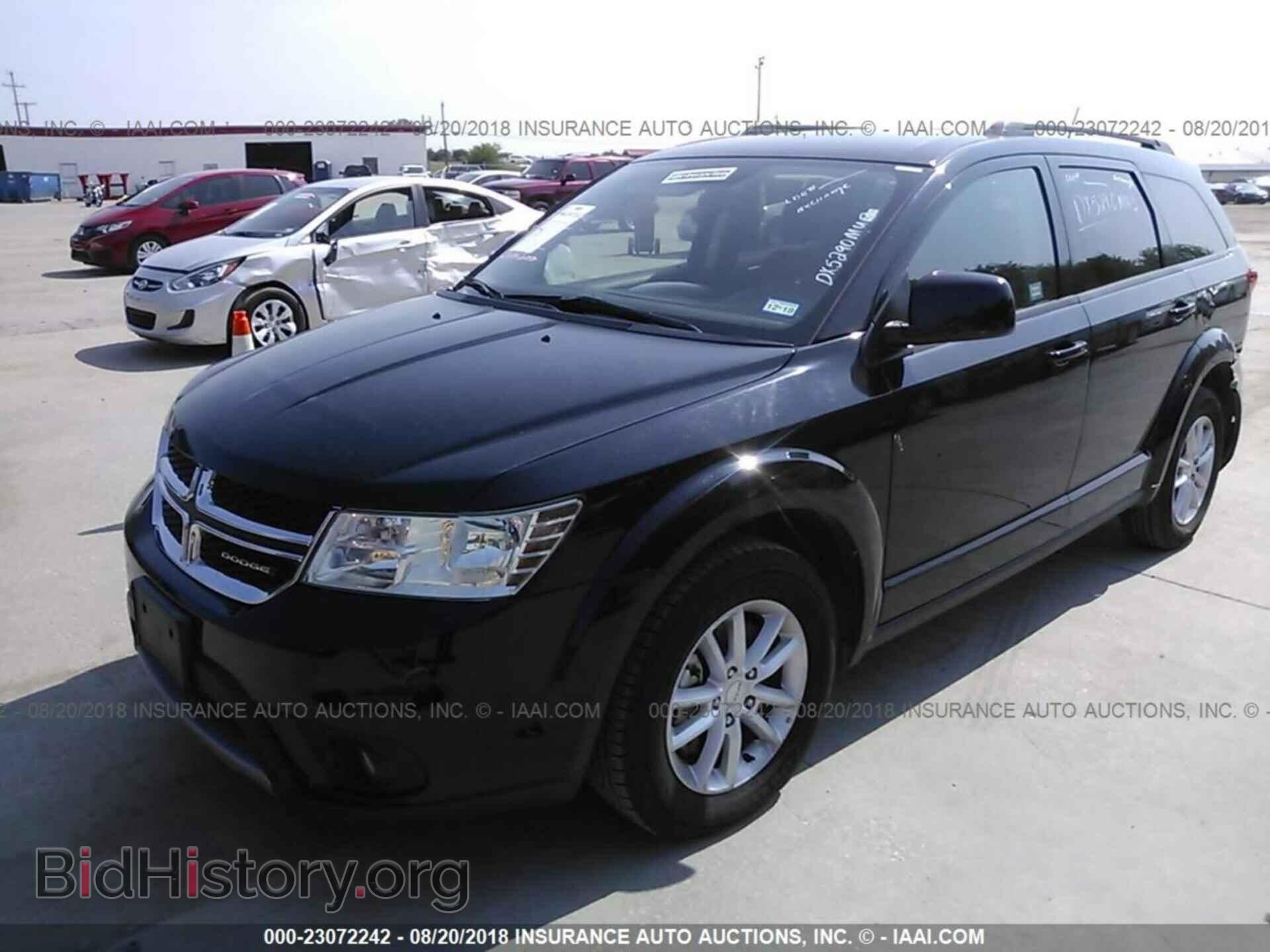 2017 Dodge Journey - VIN: 3C4PDCBGXHT572075 - Фото 2