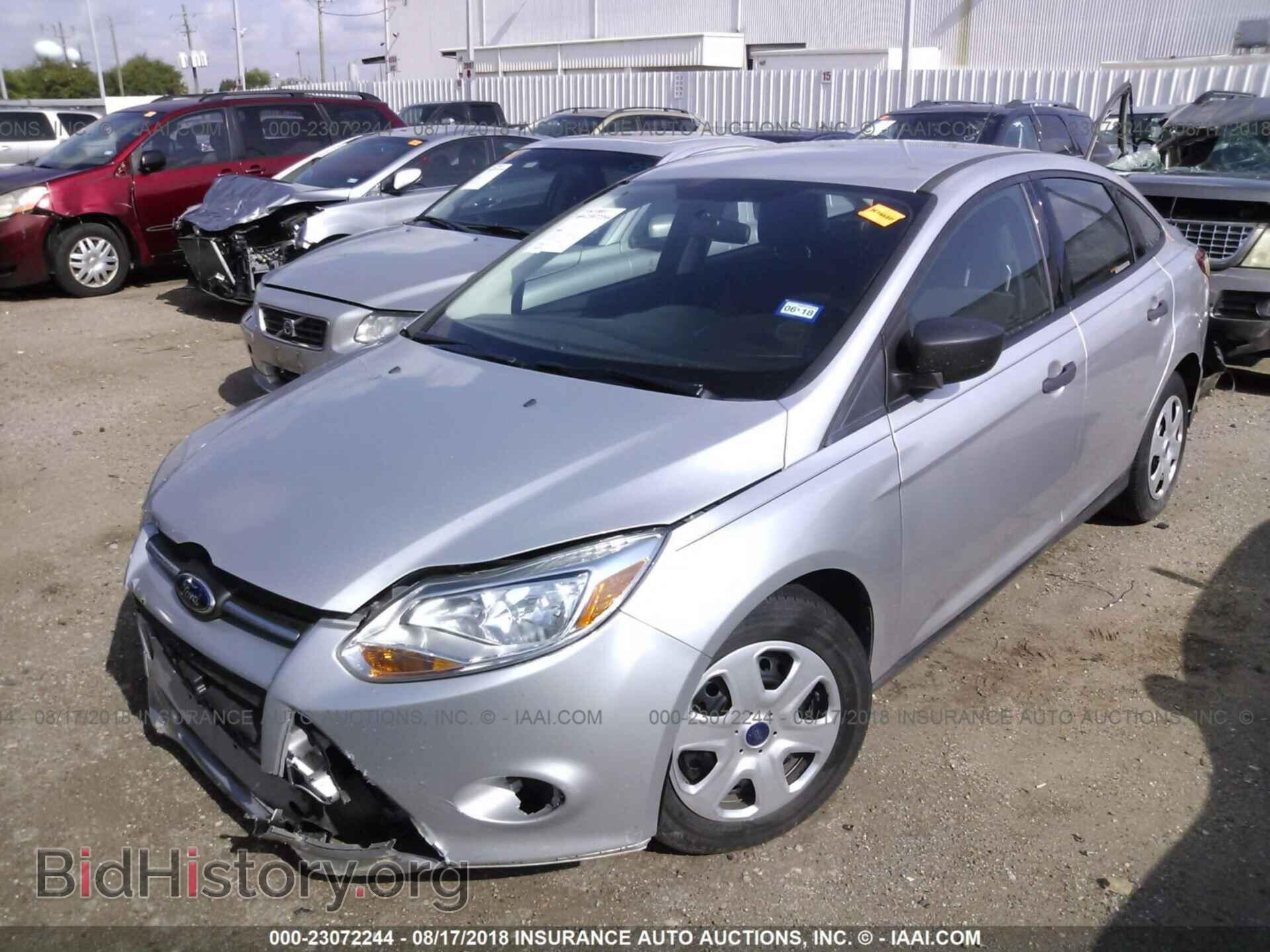 2013 Ford Focus - VIN: 1FADP3E29DL294615 - Фото 2