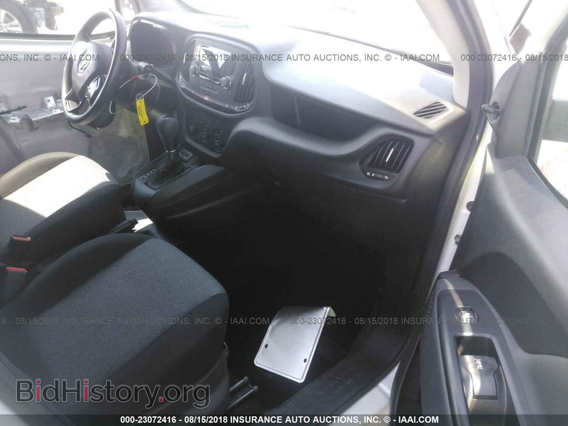 2016 Ram Promaster - VIN: ZFBERFAT5G6B83531 - Photo 5