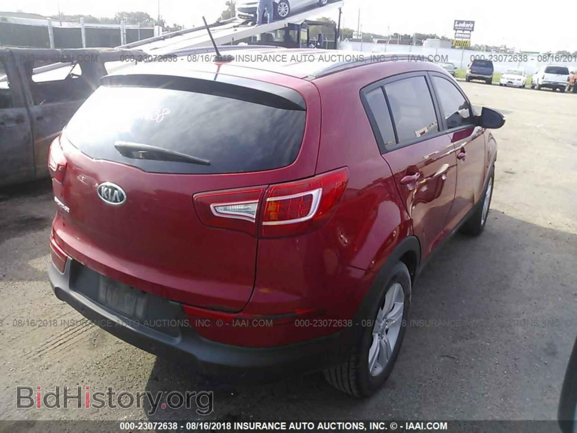 2011 Kia Sportage - VIN: KNDPBCA21B7062964 - Фото 4