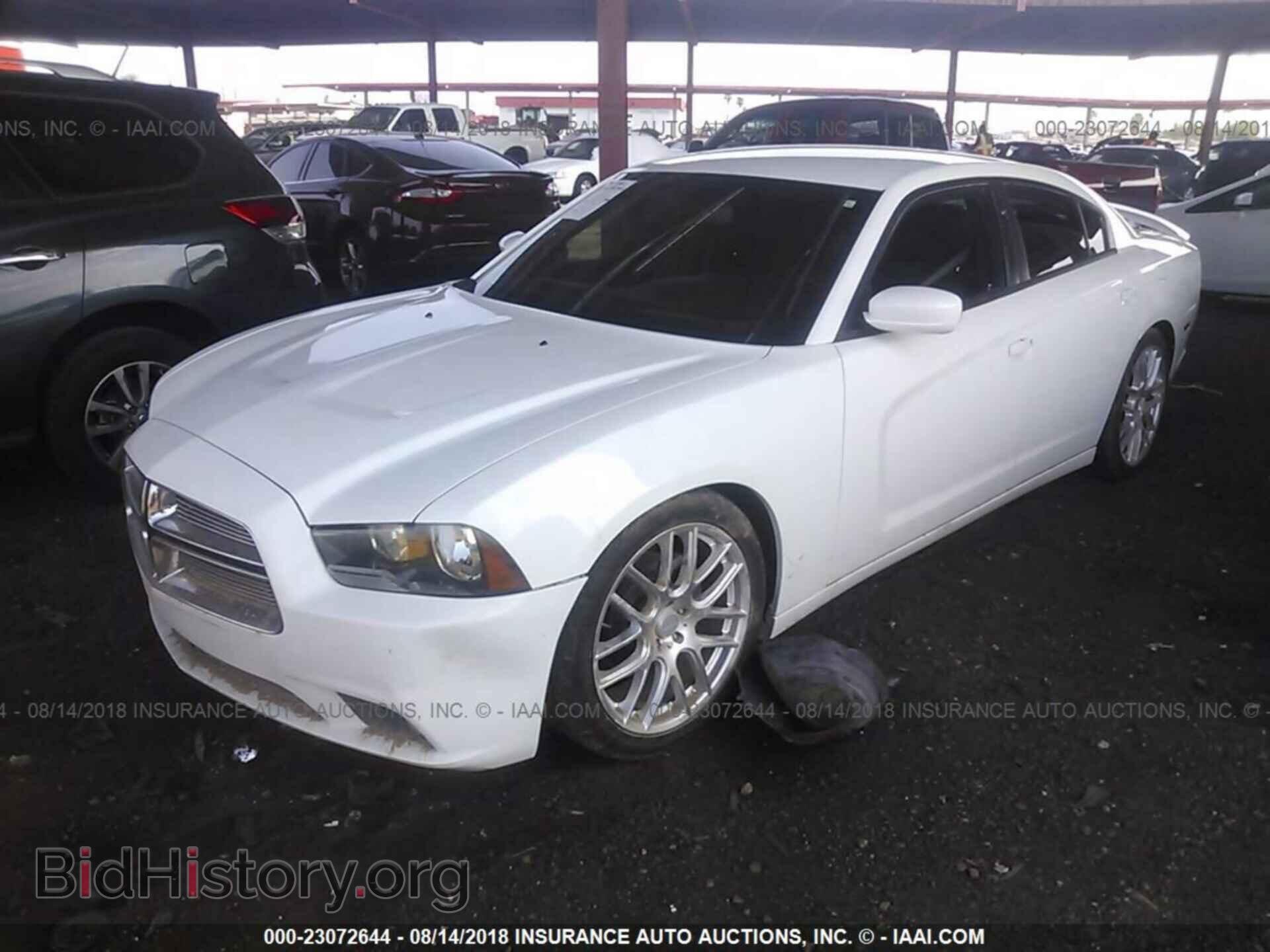 2012 Dodge Charger - VIN: 2C3CDXHG0CH276727 - Фото 2