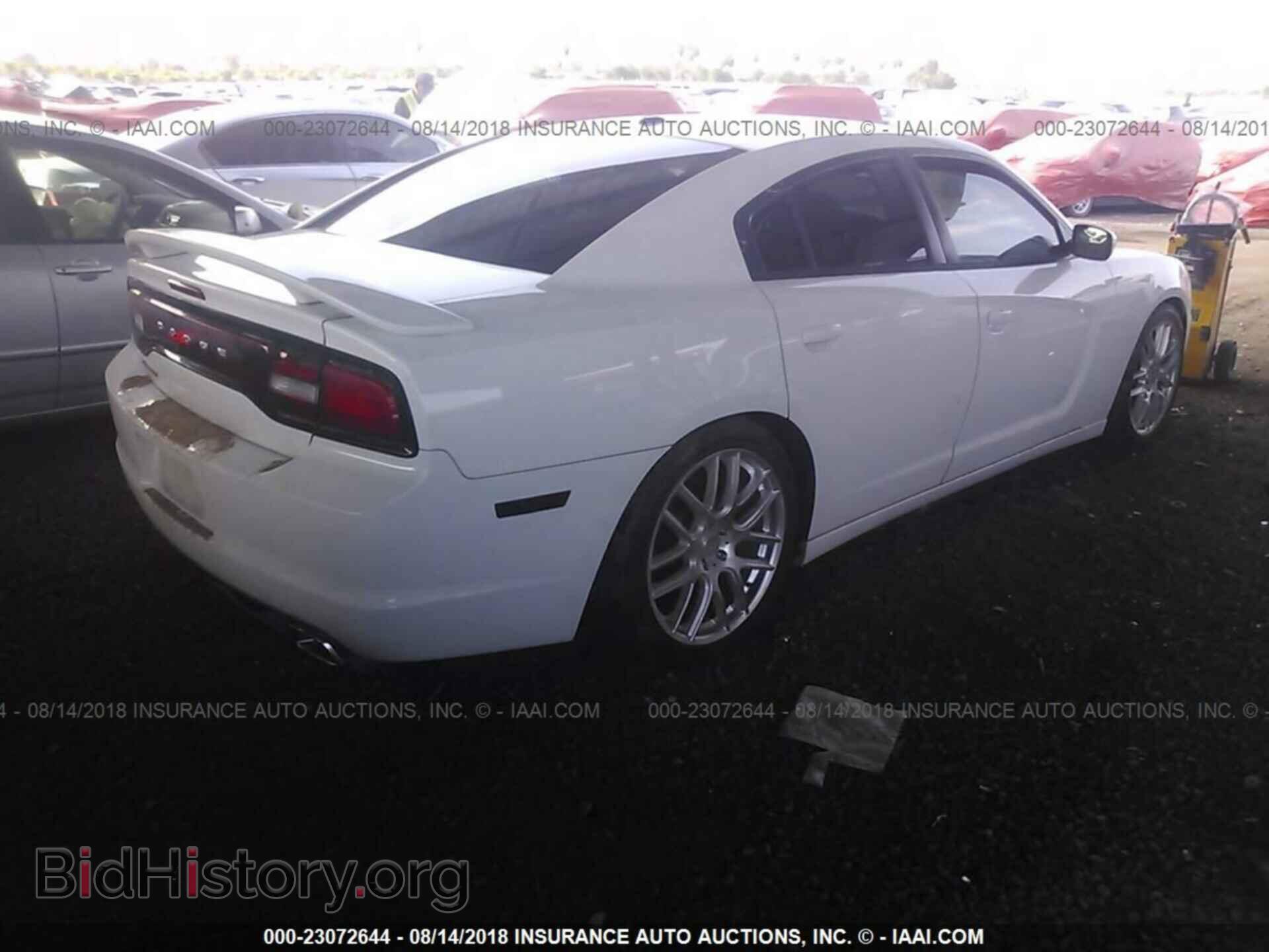 2012 Dodge Charger - VIN: 2C3CDXHG0CH276727 - Фото 4