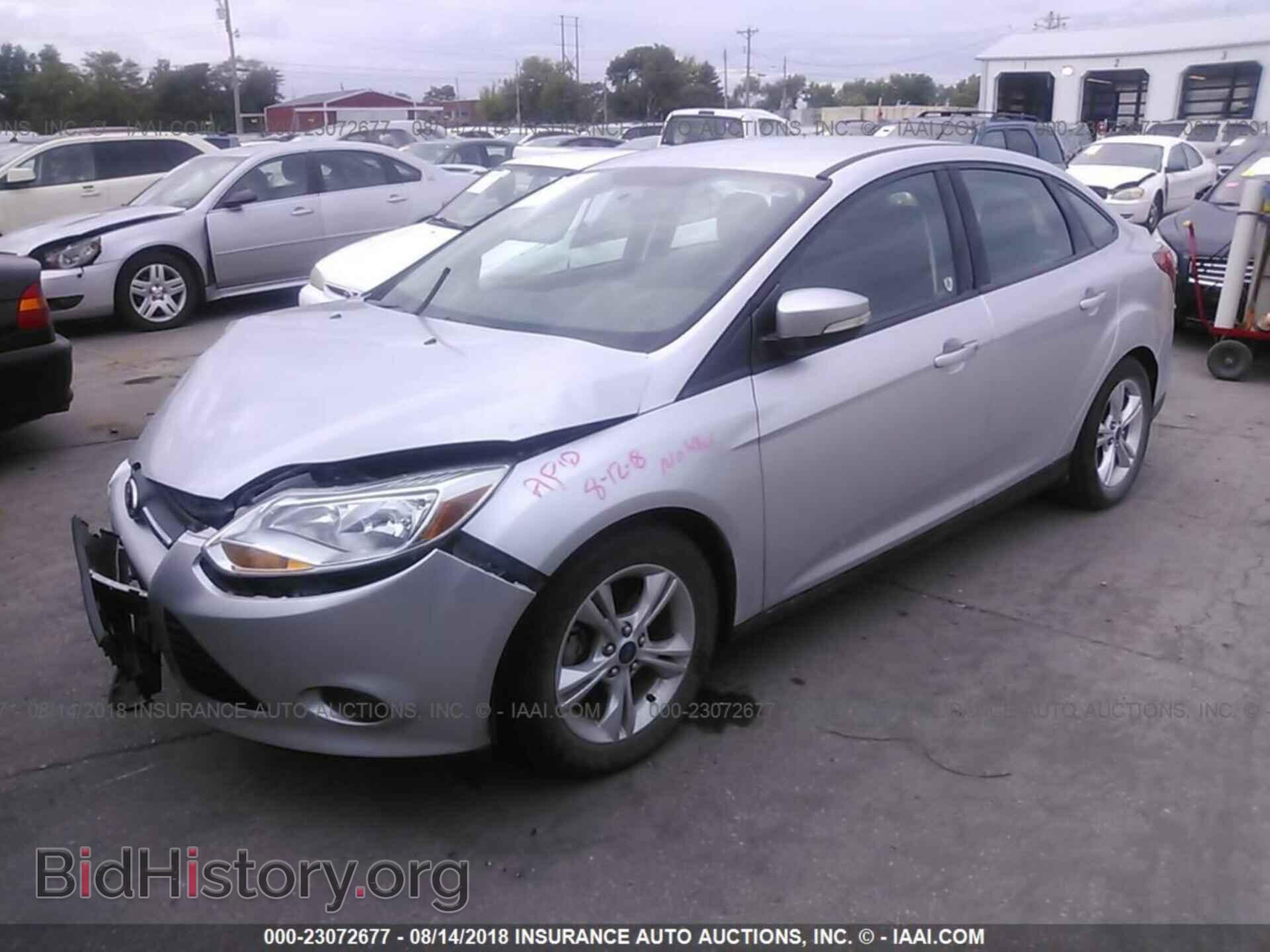 2014 Ford Focus - VIN: 1FADP3F23EL254224 - Photo 2