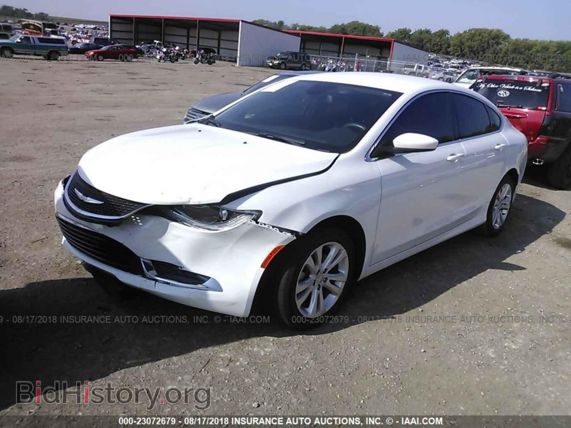 2015 Chrysler 200 - VIN: 1C3CCCABXFN654087 - Фото 2