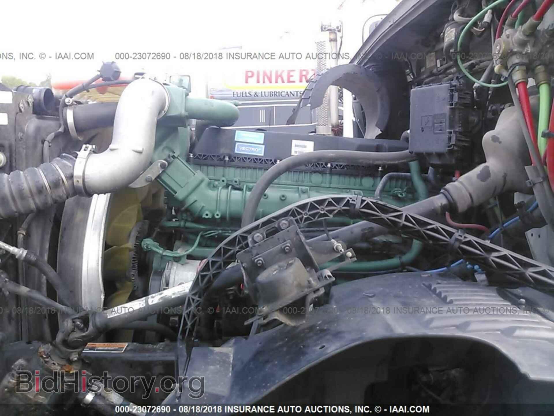 2016 Volvo Vnl - VIN: 4V4NC9EH2GN959241 - Фото 9