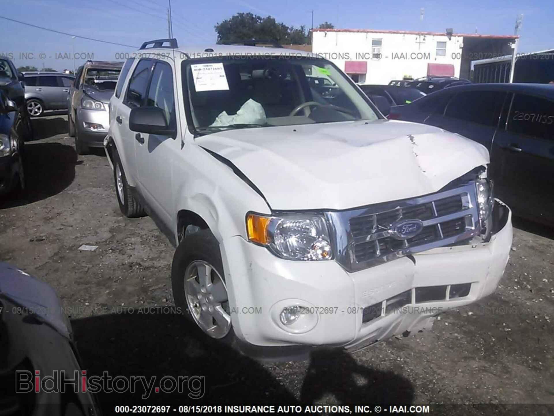 Photo 1FMCU0DG0CKA55416 - Ford Escape 2012