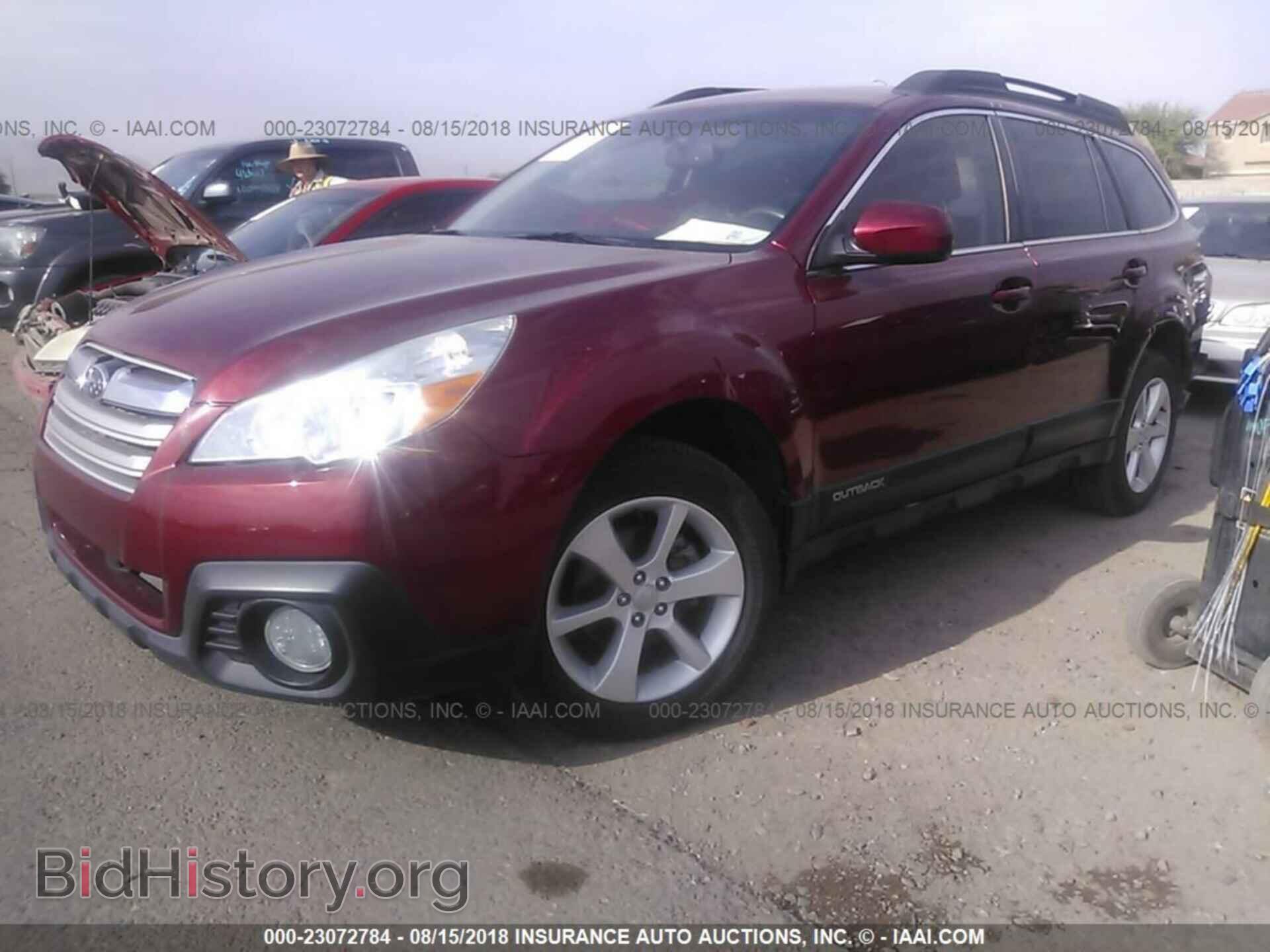 2014 Subaru Outback - VIN: 4S4BRBCC7E3252393 - Фото 2