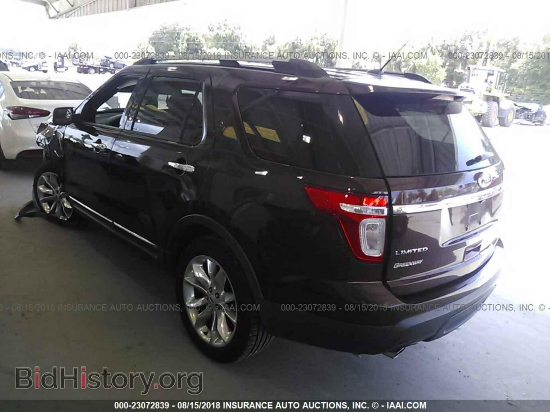 2012 Ford Explorer - VIN: 1FMHK7F92CGA15599 - Фото 3