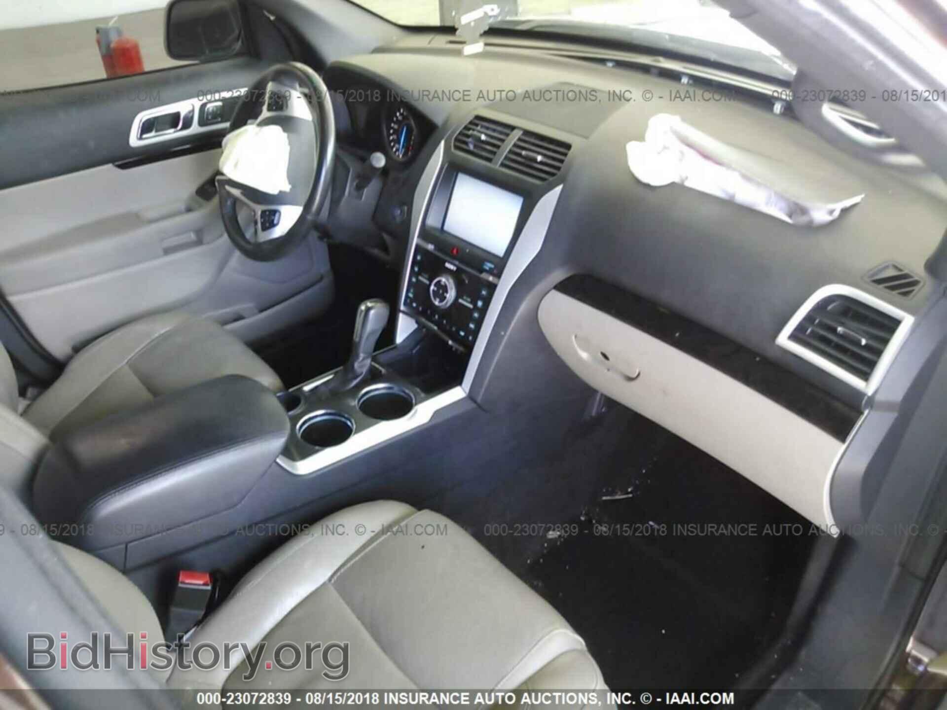 2012 Ford Explorer - VIN: 1FMHK7F92CGA15599 - Фото 5
