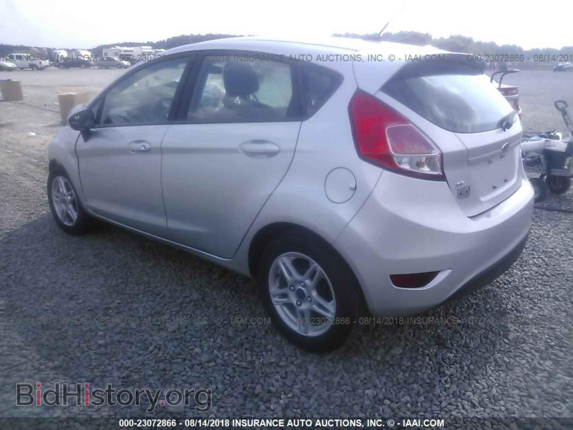 2017 Ford Fiesta - VIN: 3FADP4EJ4HM158703 - Фото 3