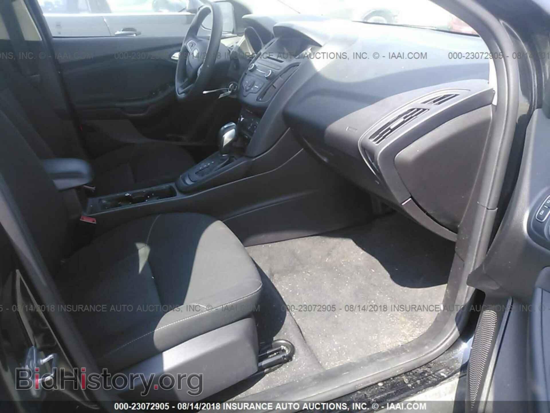 2015 Ford Focus - VIN: 1FADP3F23FL325861 - Photo 5