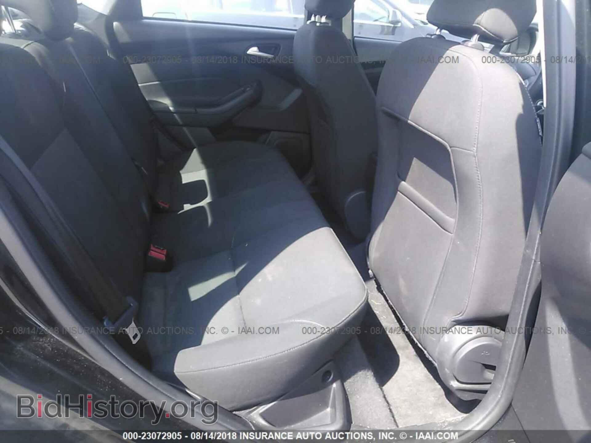 2015 Ford Focus - VIN: 1FADP3F23FL325861 - Photo 8