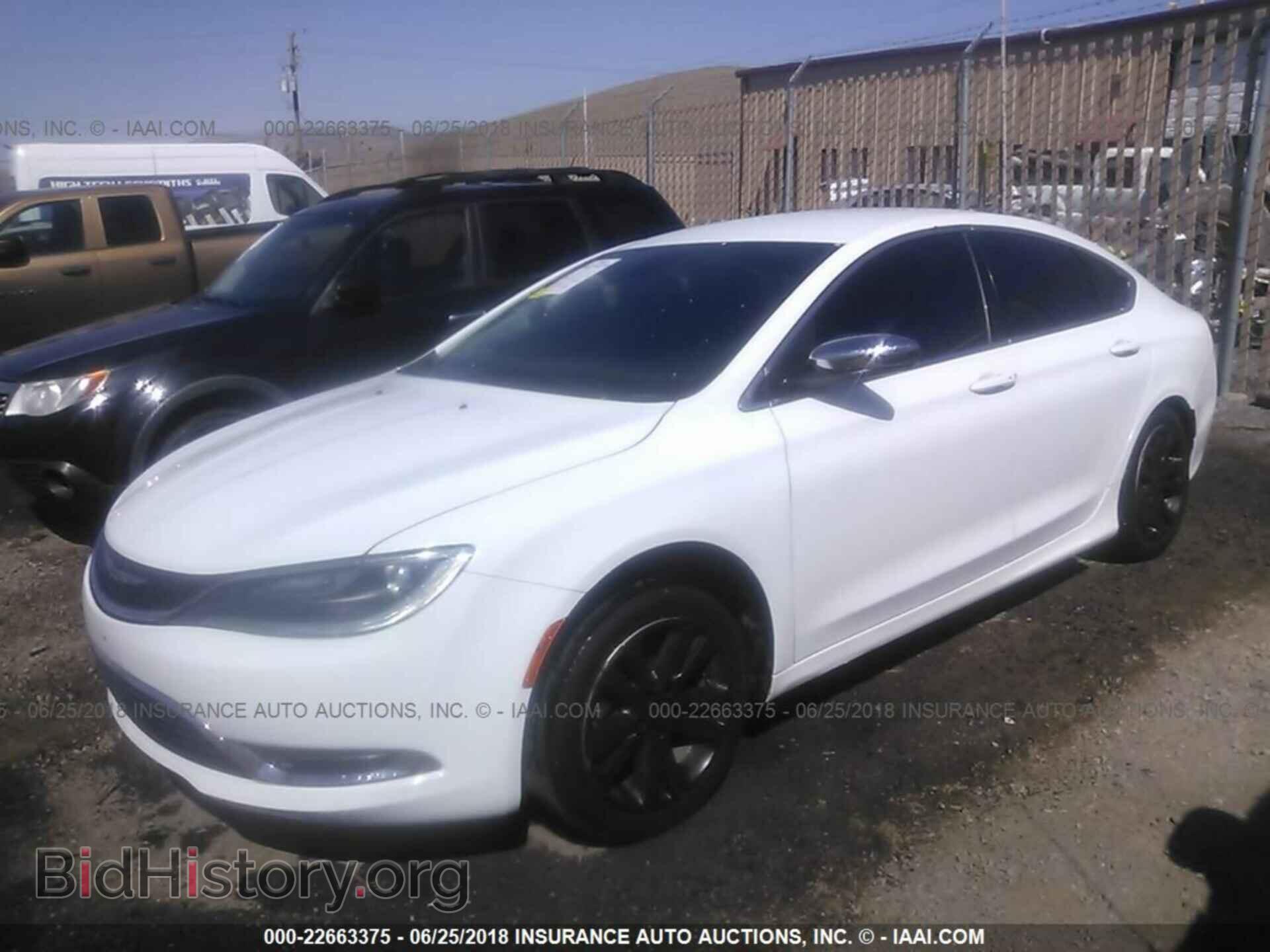 2015 CHRYSLER 200 - VIN: 1C3CCCAB0FN659444 - Photo 2