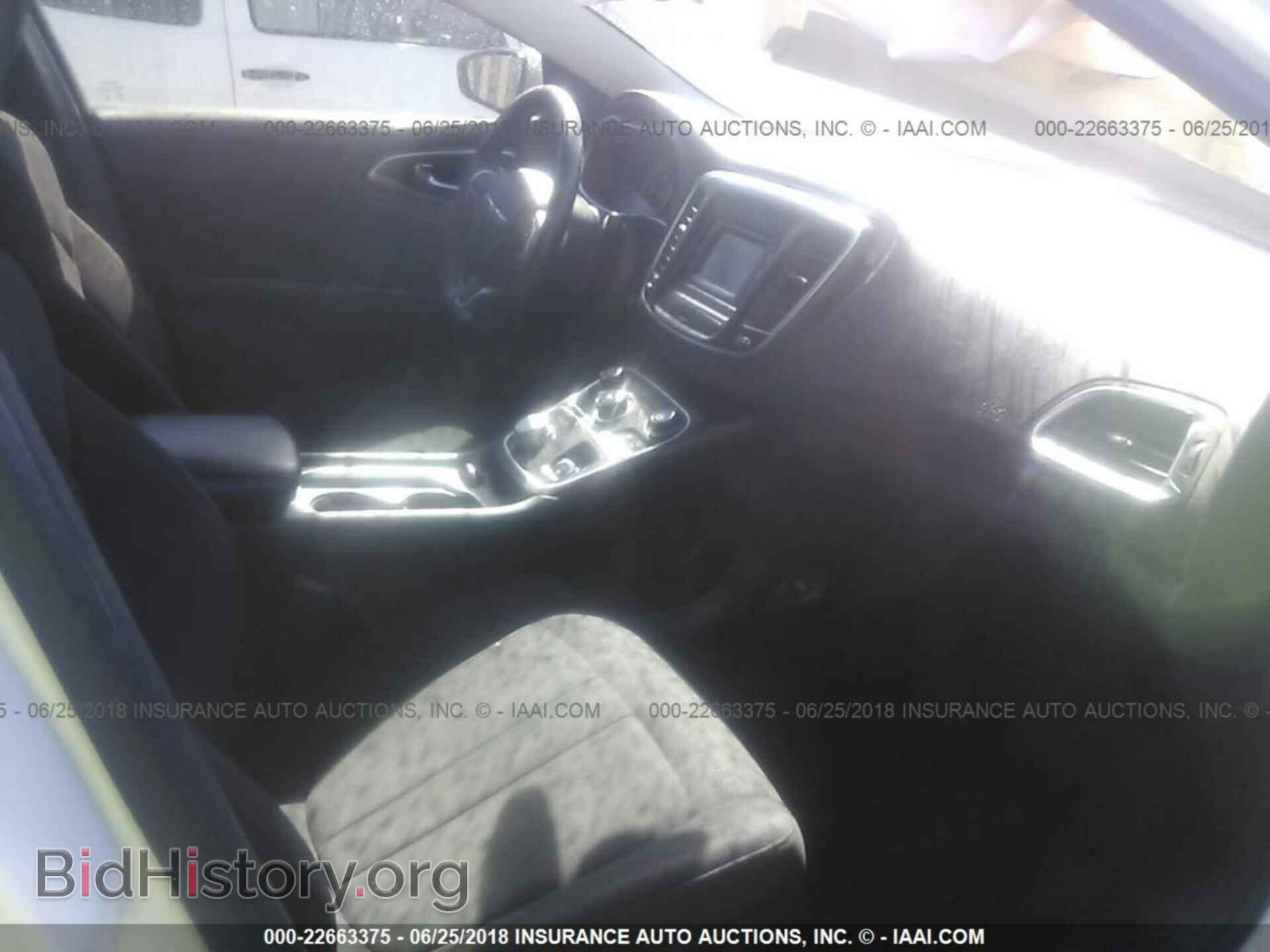 2015 CHRYSLER 200 - VIN: 1C3CCCAB0FN659444 - Photo 5