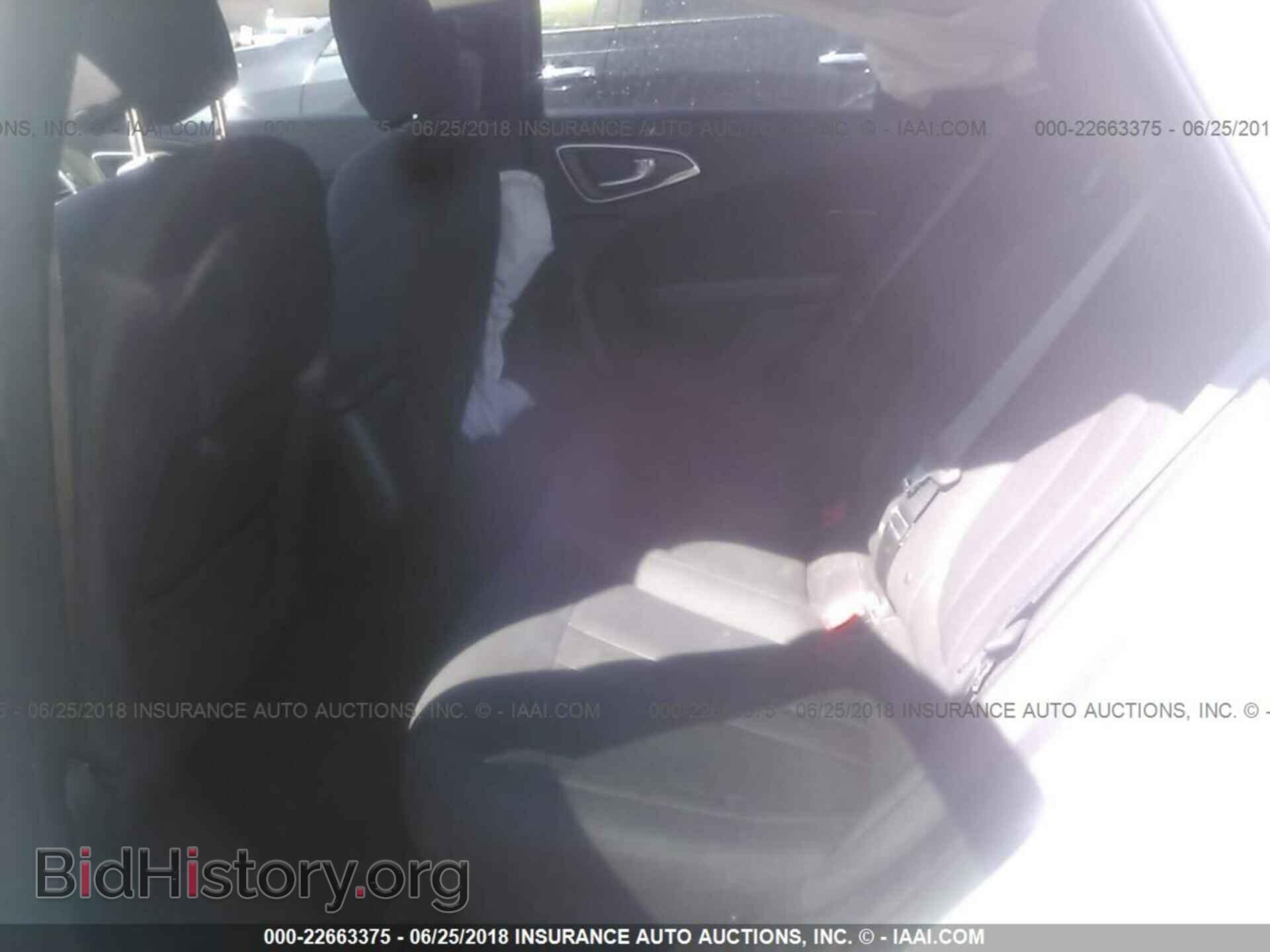 2015 CHRYSLER 200 - VIN: 1C3CCCAB0FN659444 - Photo 8