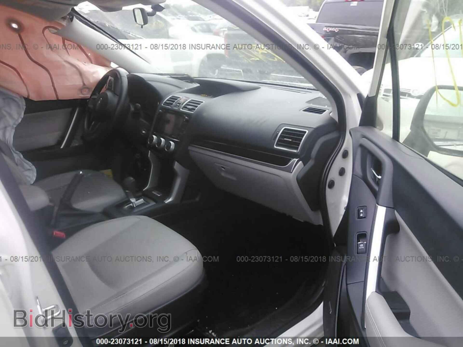 2017 Subaru Forester - VIN: JF2SJARC7HH427800 - Фото 5