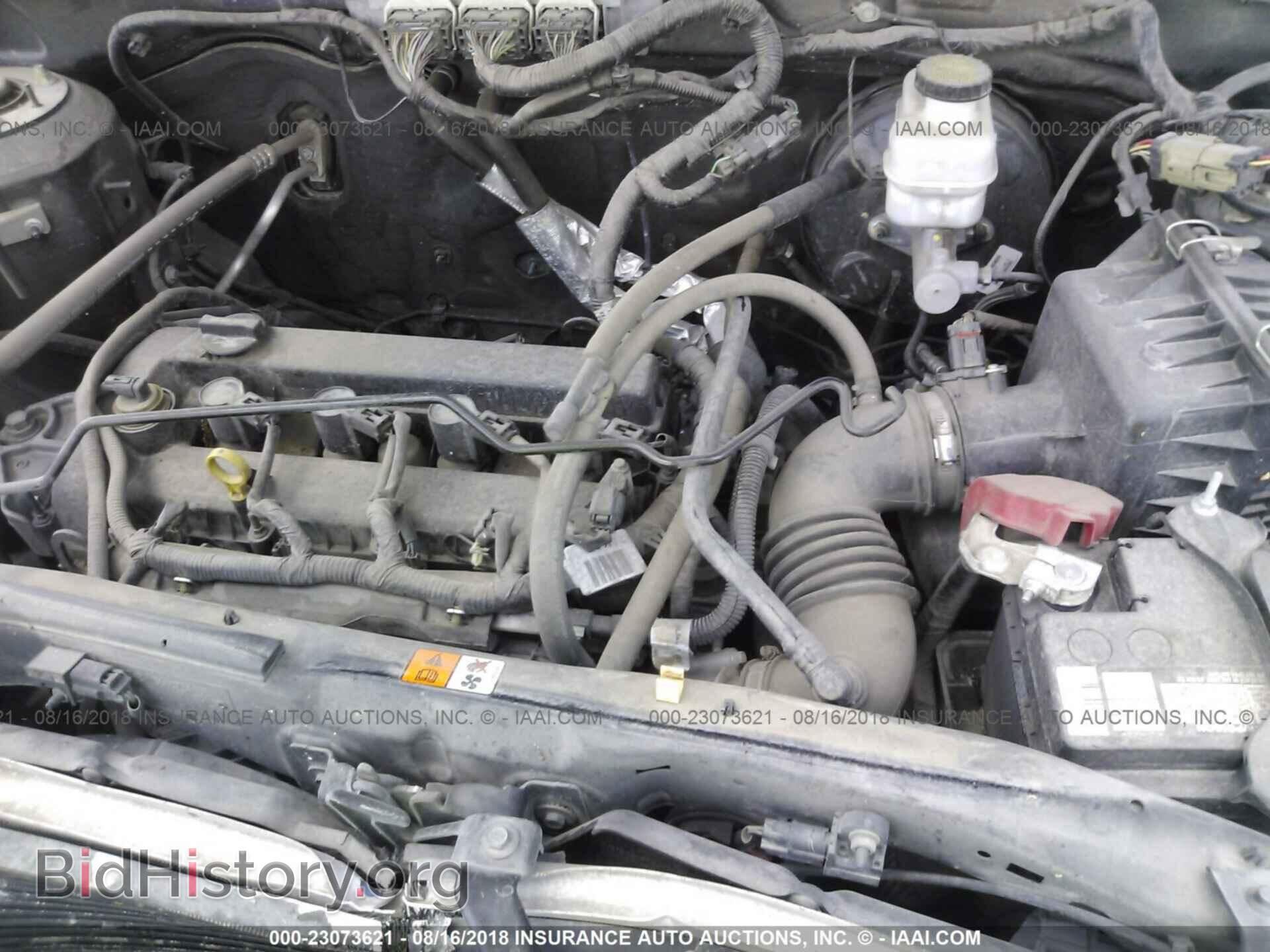 2011 Ford Escape - VIN: 1FMCU0D74BKB42847 - Photo 10