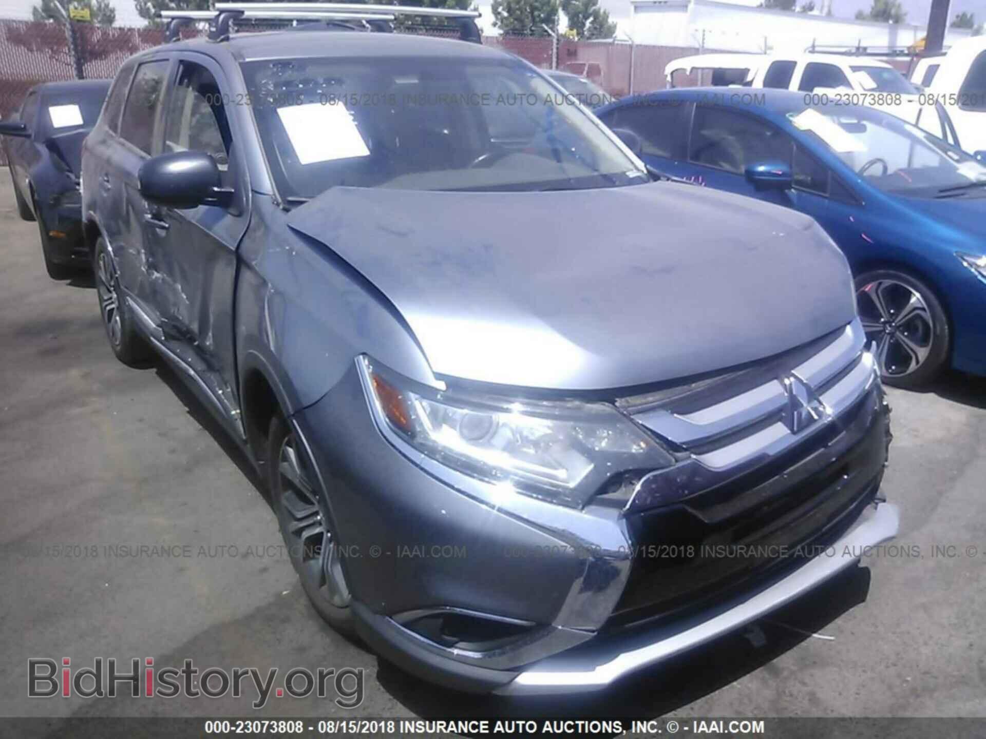 Photo JA4AD2A35HZ019545 - Mitsubishi Outlander 2017