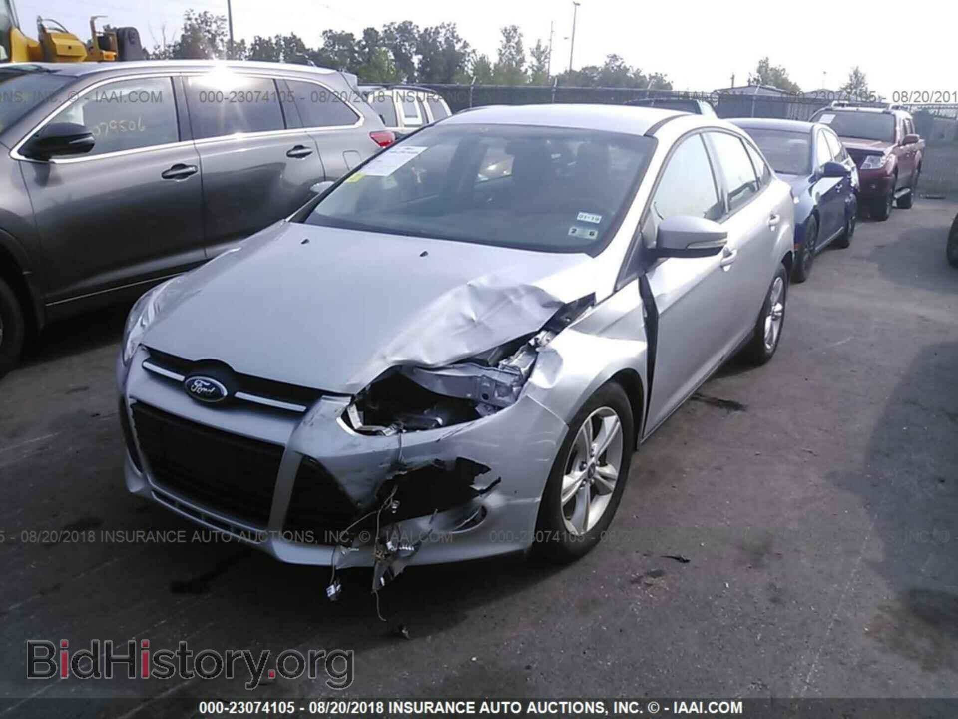 2013 Ford Focus - VIN: 1FADP3F28DL204059 - Photo 2