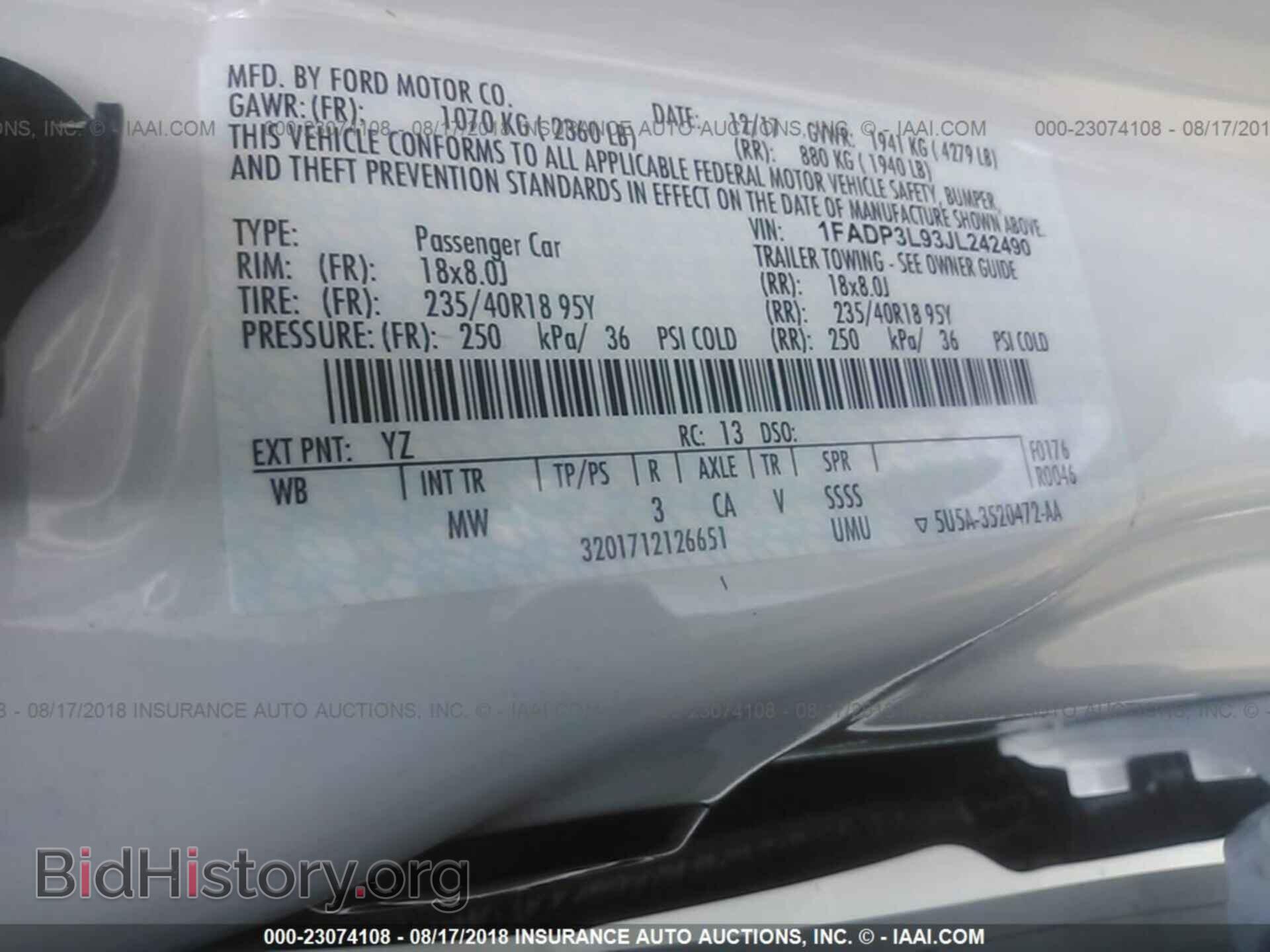 2018 Ford Focus - VIN: 1FADP3L93JL242490 - Фото 9