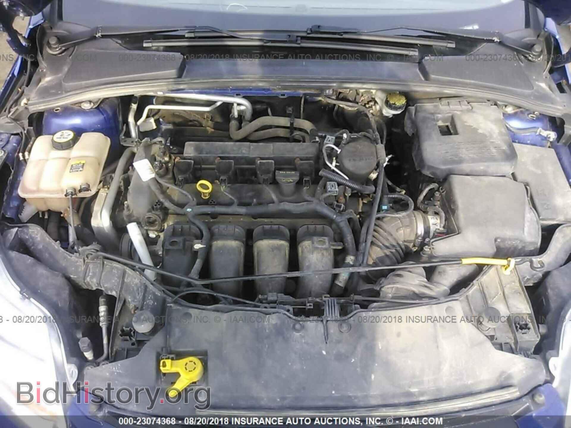 2012 Ford Focus - VIN: 1FAHP3K28CL261917 - Photo 10