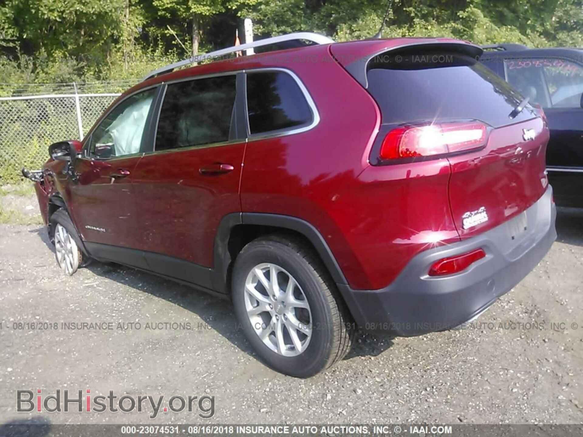 2017 Jeep Cherokee - VIN: 1C4PJMCS6HW575339 - Фото 3