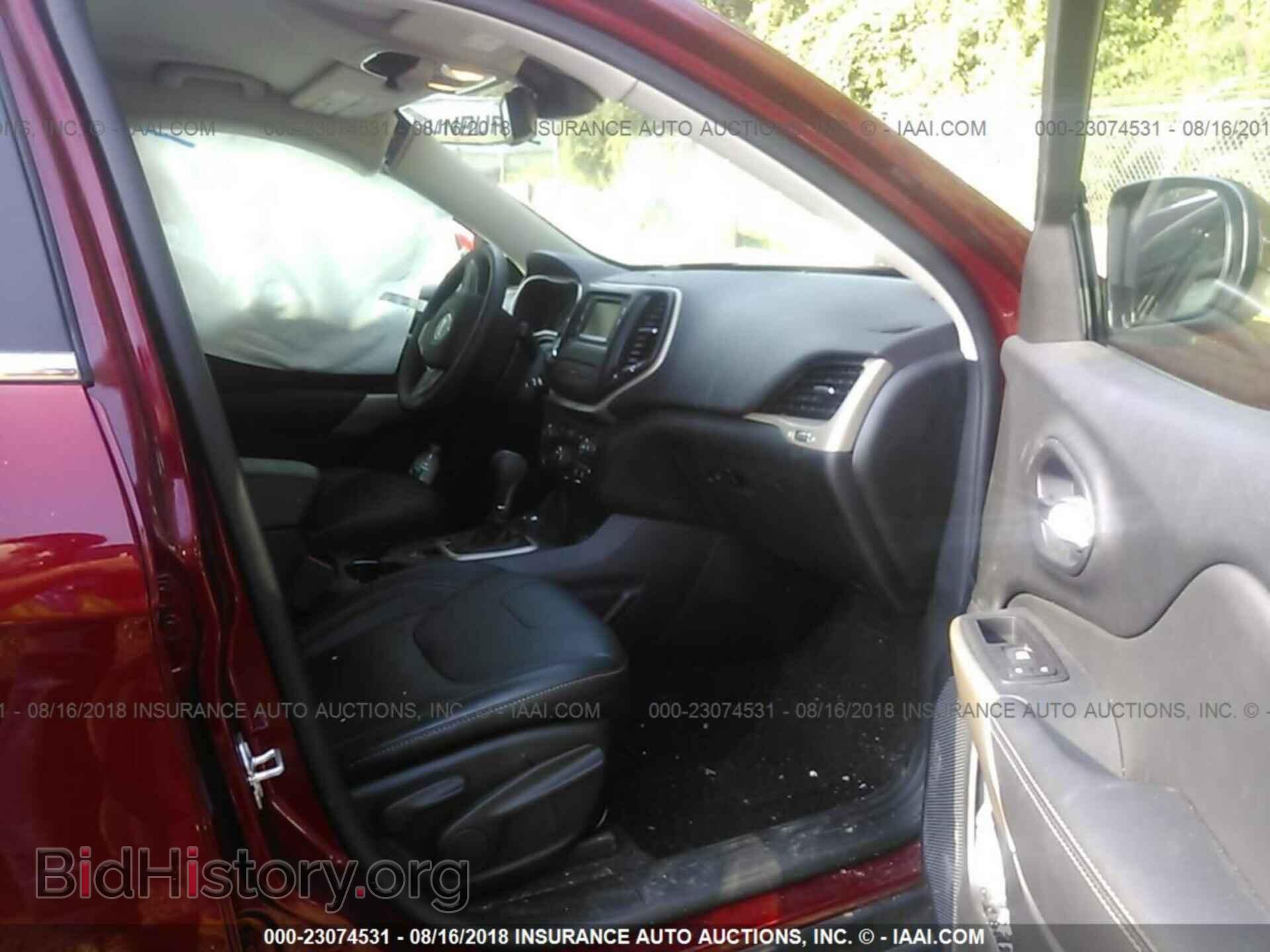 2017 Jeep Cherokee - VIN: 1C4PJMCS6HW575339 - Фото 5