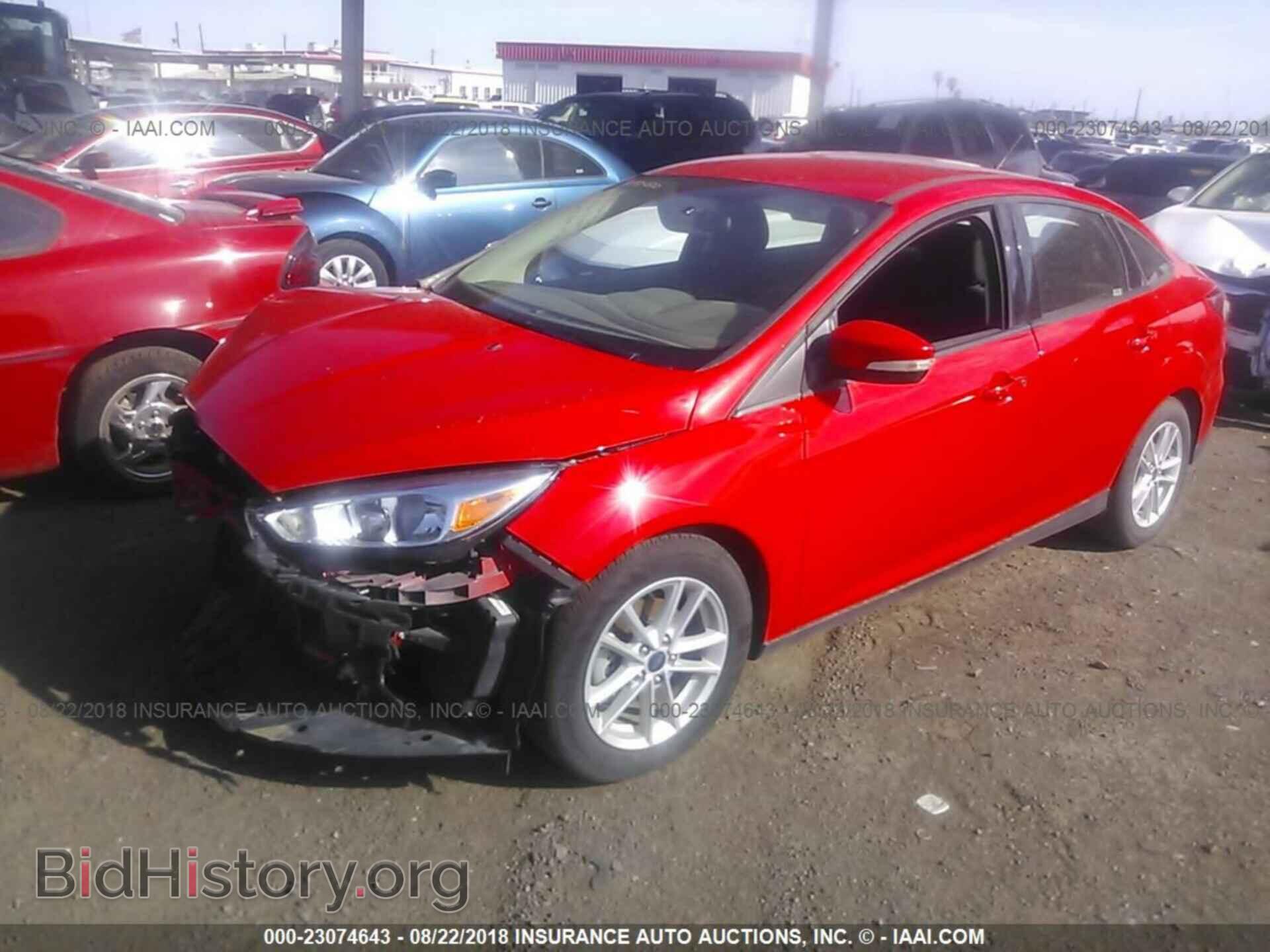 2017 Ford Focus - VIN: 1FADP3F28HL267541 - Photo 2