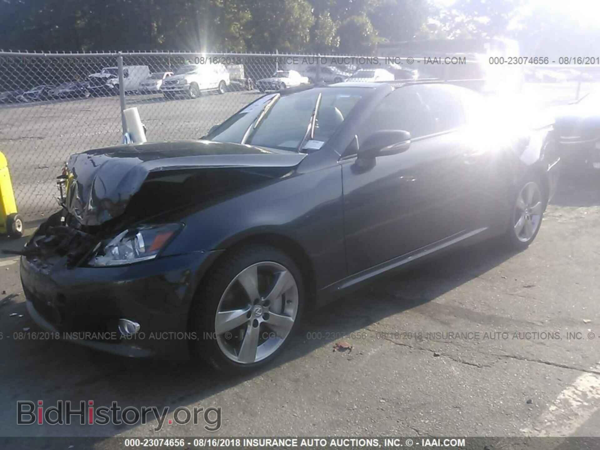 2011 Lexus Is - VIN: JTHFE2C27B2506693 - Photo 2