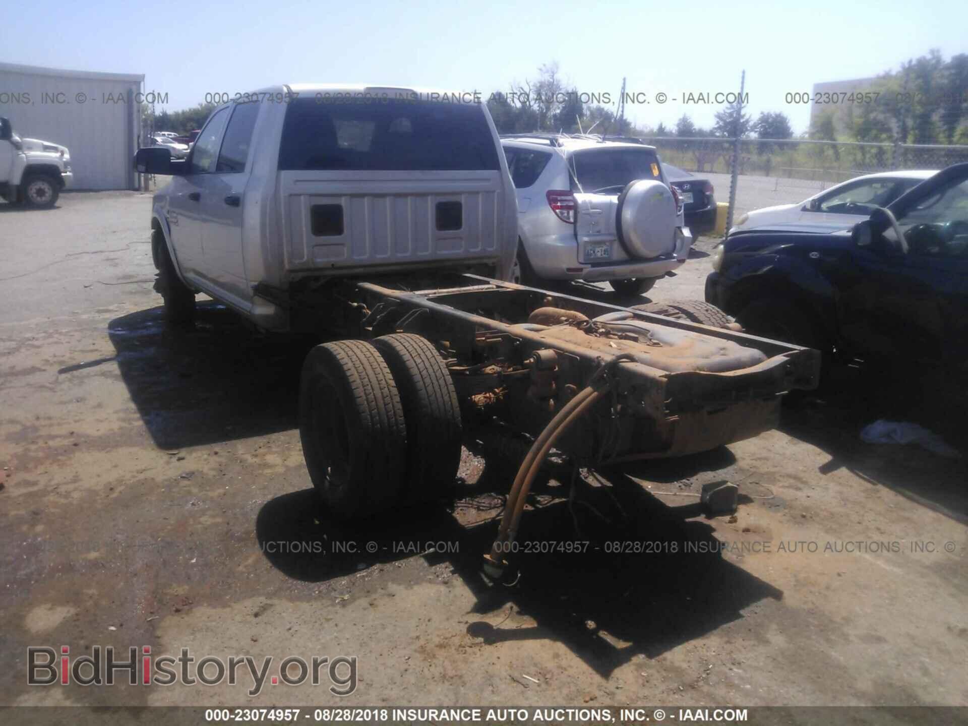 2014 Ram 3500 - VIN: 3C7WRTCL0EG125545 - Фото 3