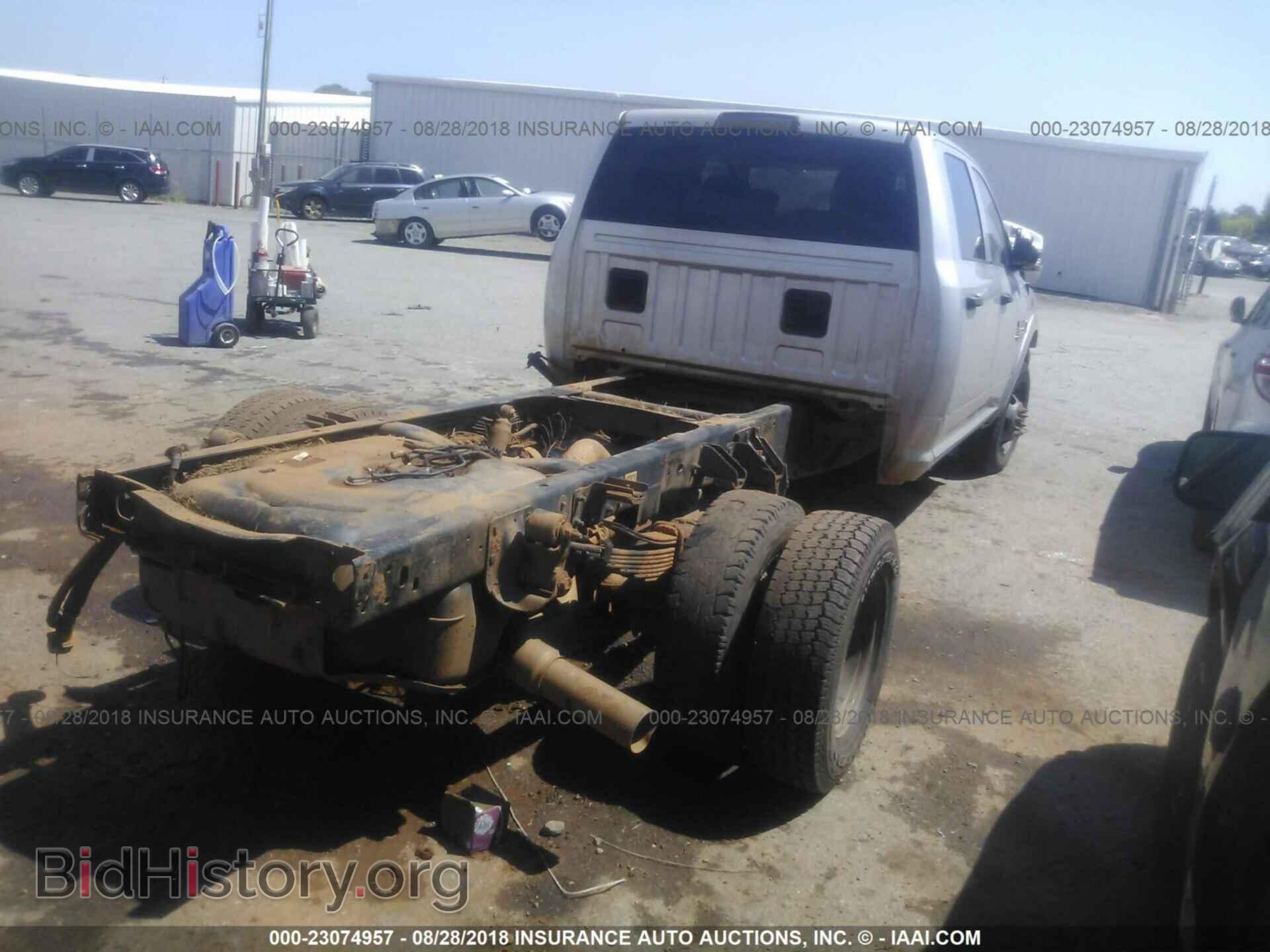 2014 Ram 3500 - VIN: 3C7WRTCL0EG125545 - Фото 4