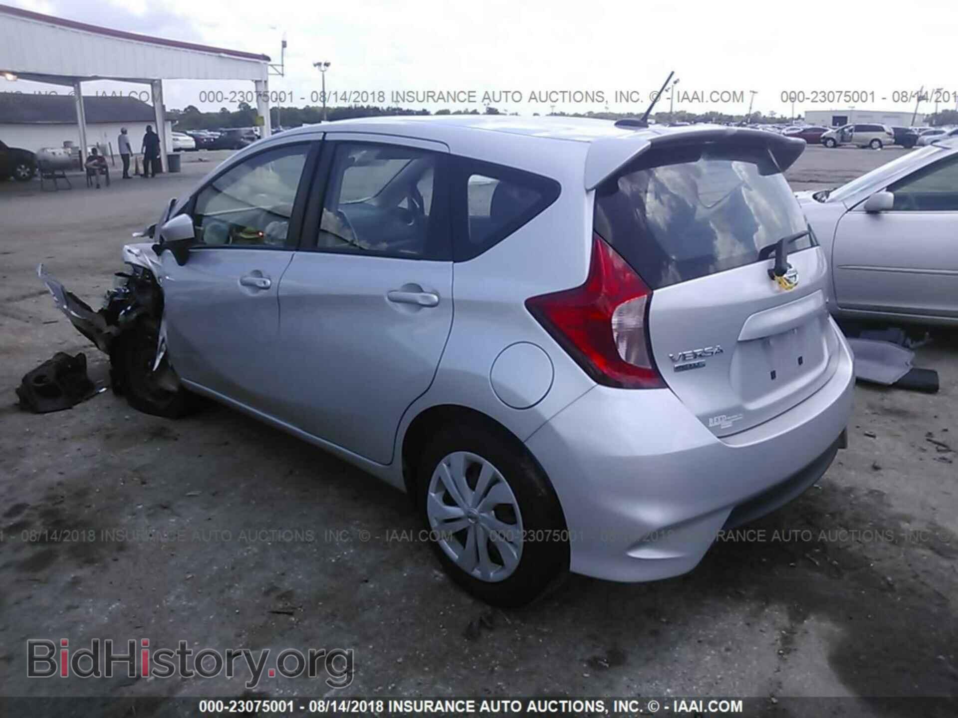 2017 Nissan Versa note - VIN: 3N1CE2CP9HL355902 - Фото 3