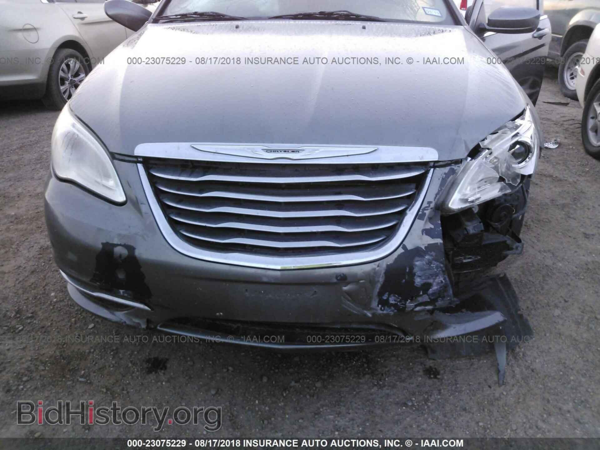 2012 Chrysler 200 - VIN: 1C3CCBAB8CN104666 - Фото 6
