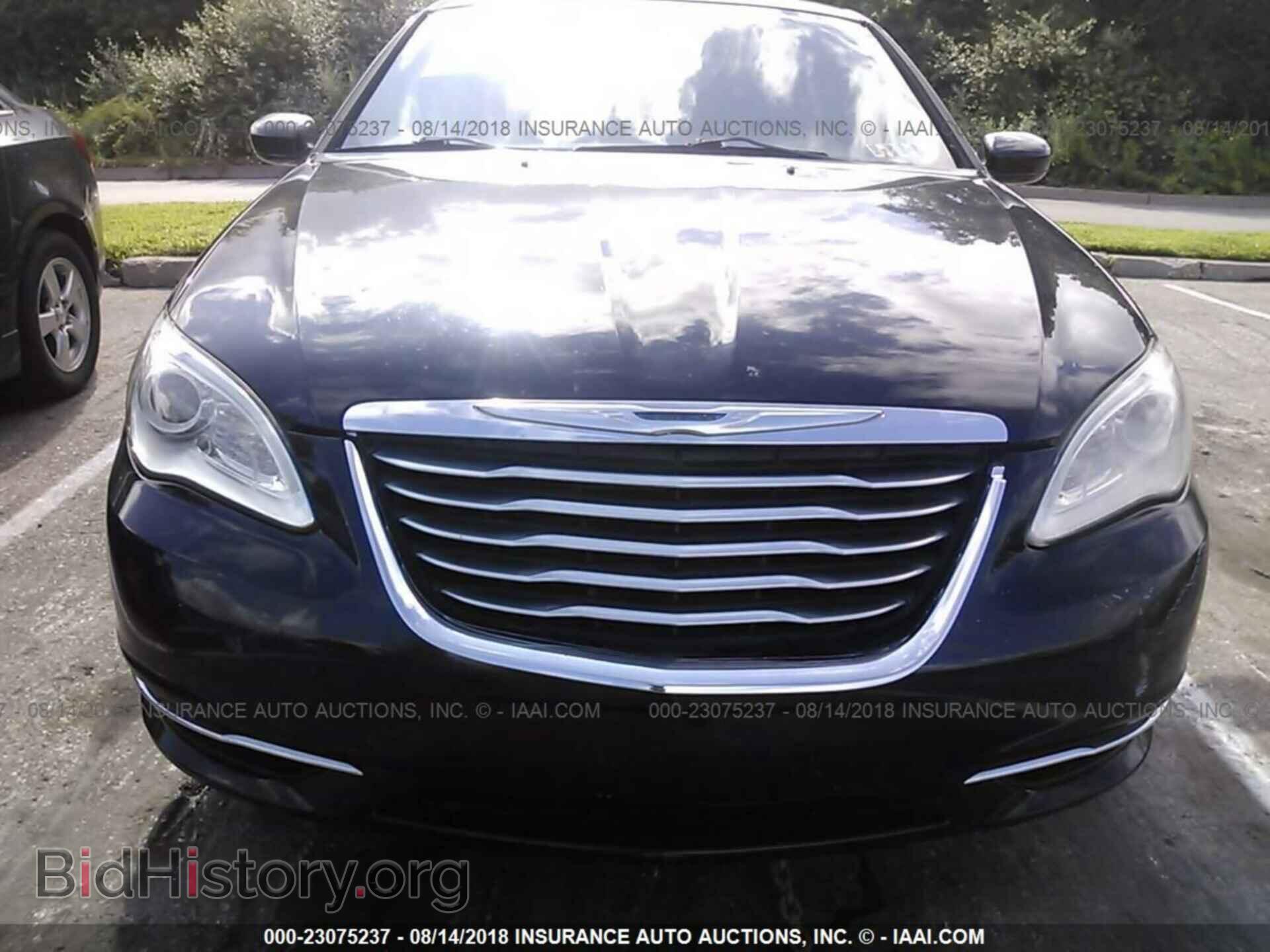 2013 Chrysler 200 - VIN: 1C3CCBBG9DN635337 - Photo 6