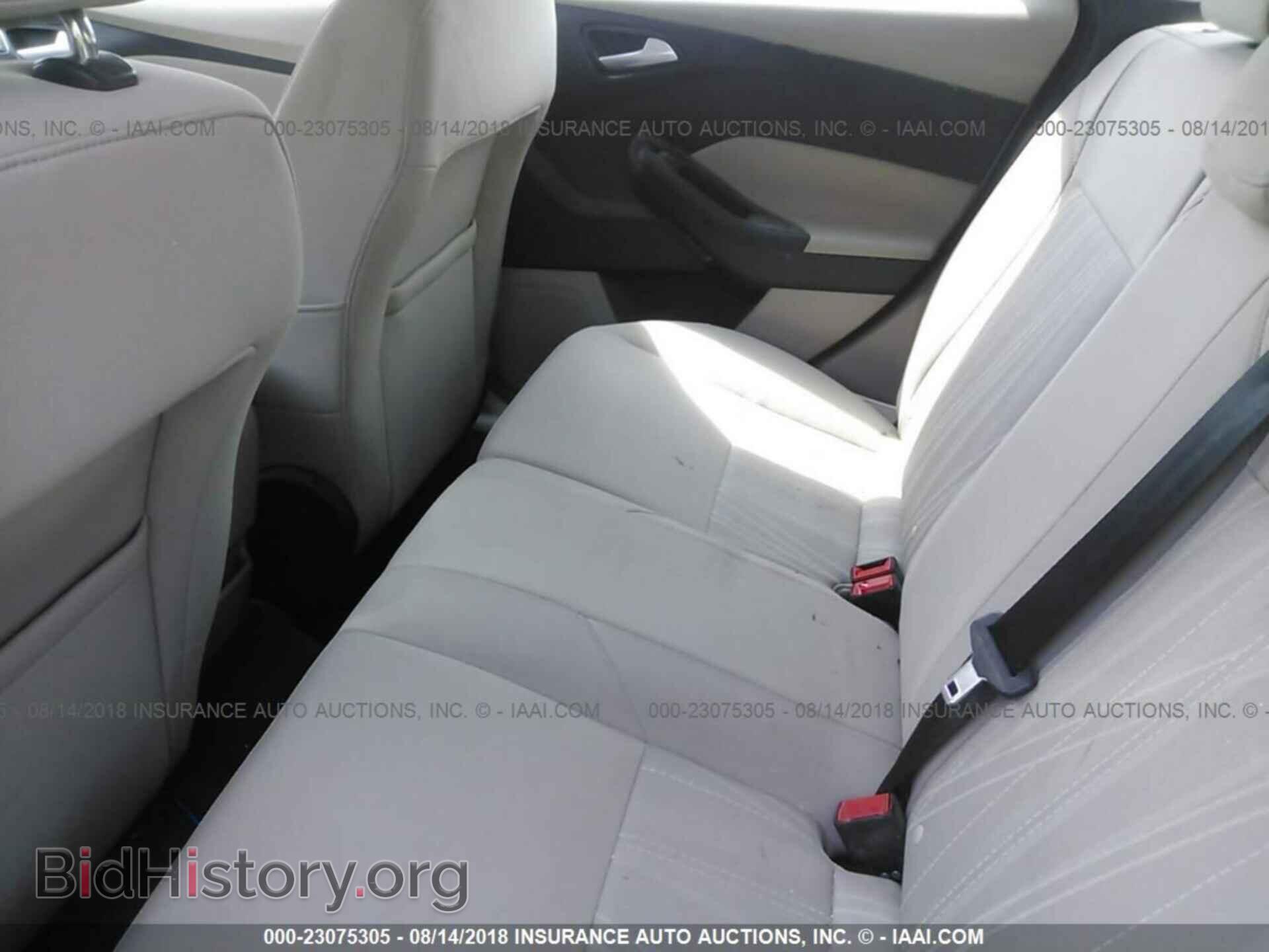 2016 Ford Focus - VIN: 1FADP3K2XGL309003 - Photo 8